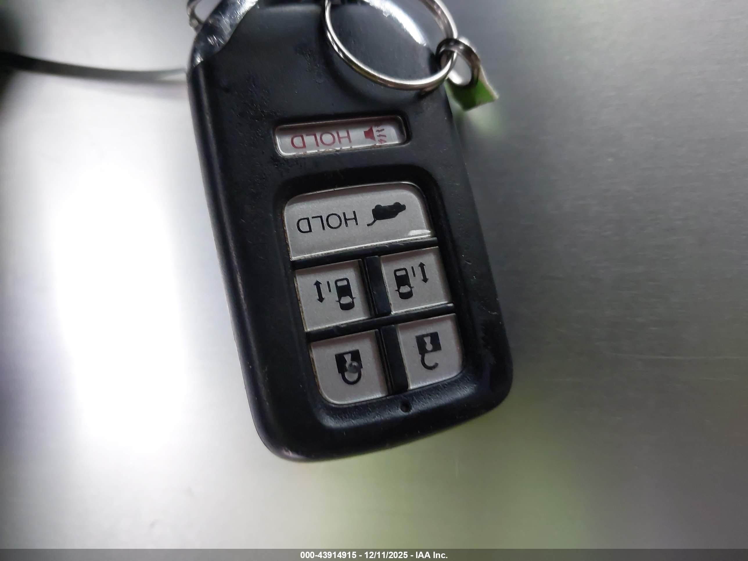 HONDA ODYSSEY image 11