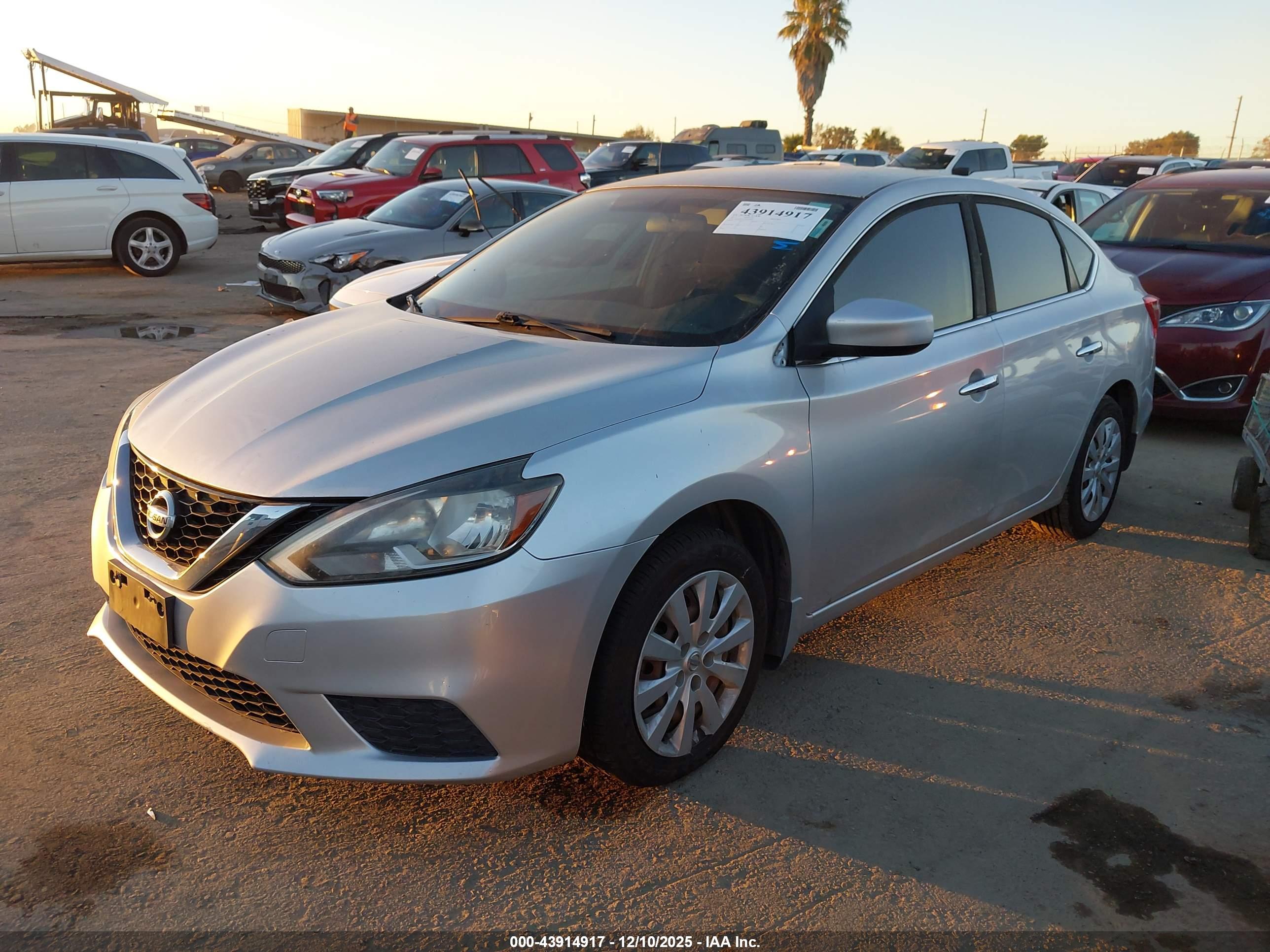 NISSAN SENTRA image 2