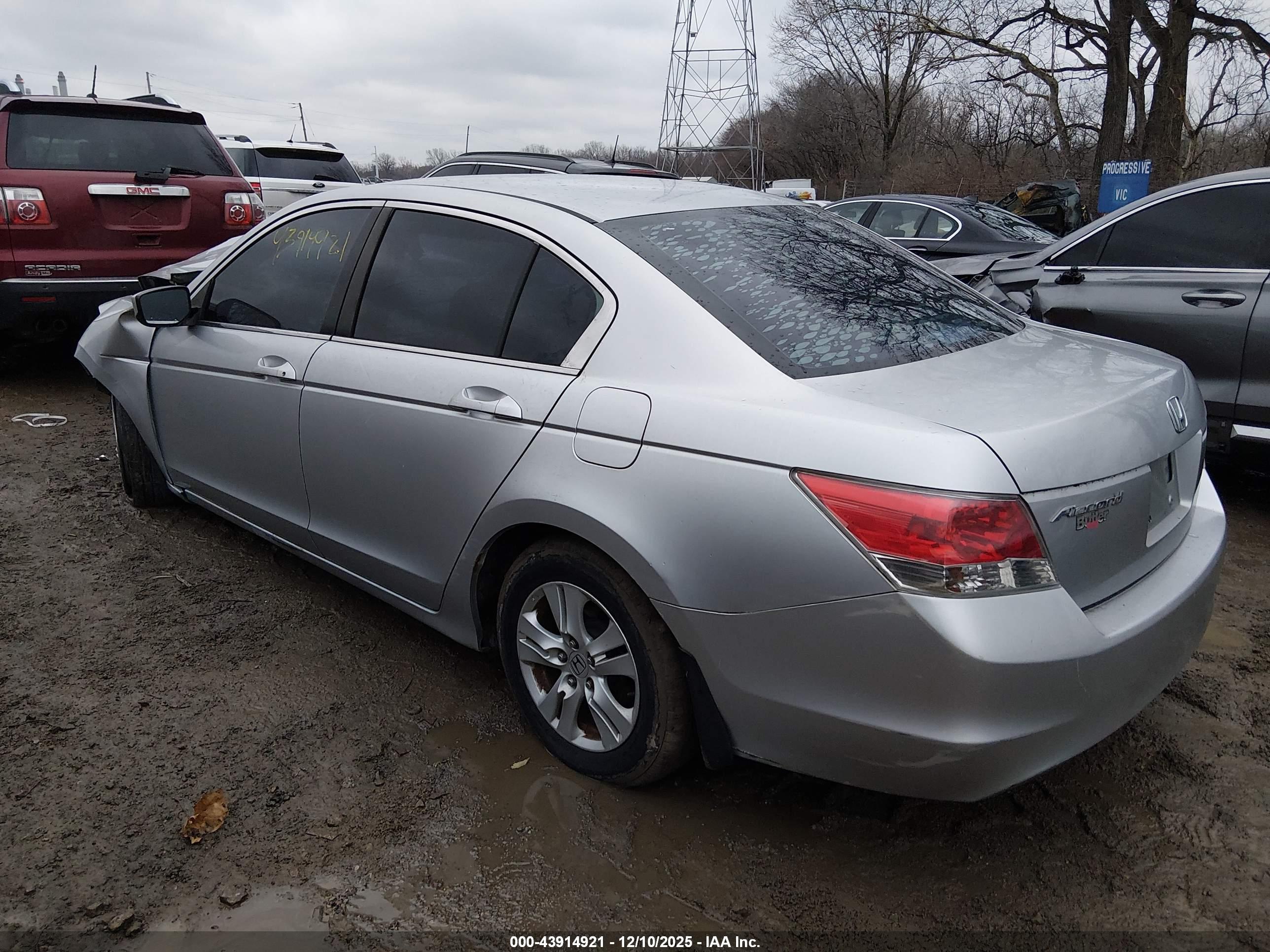 HONDA ACCORD image 3