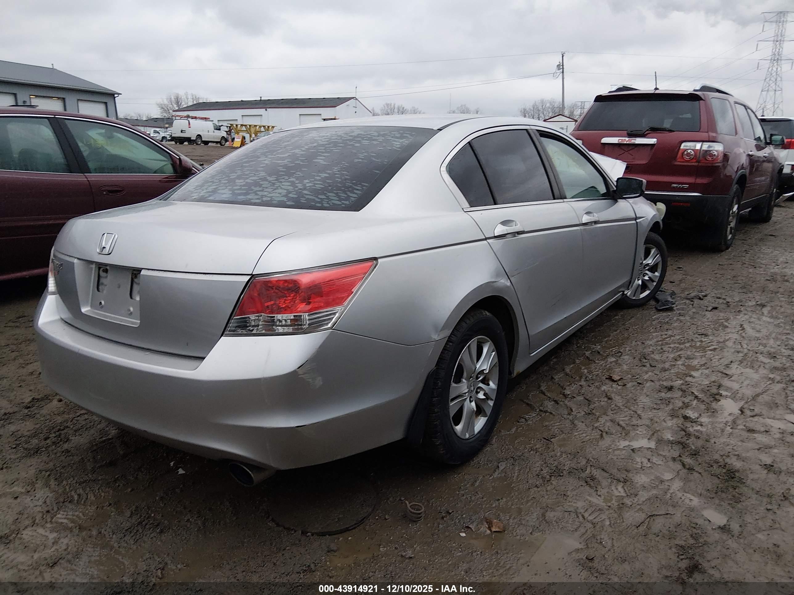 HONDA ACCORD image 4