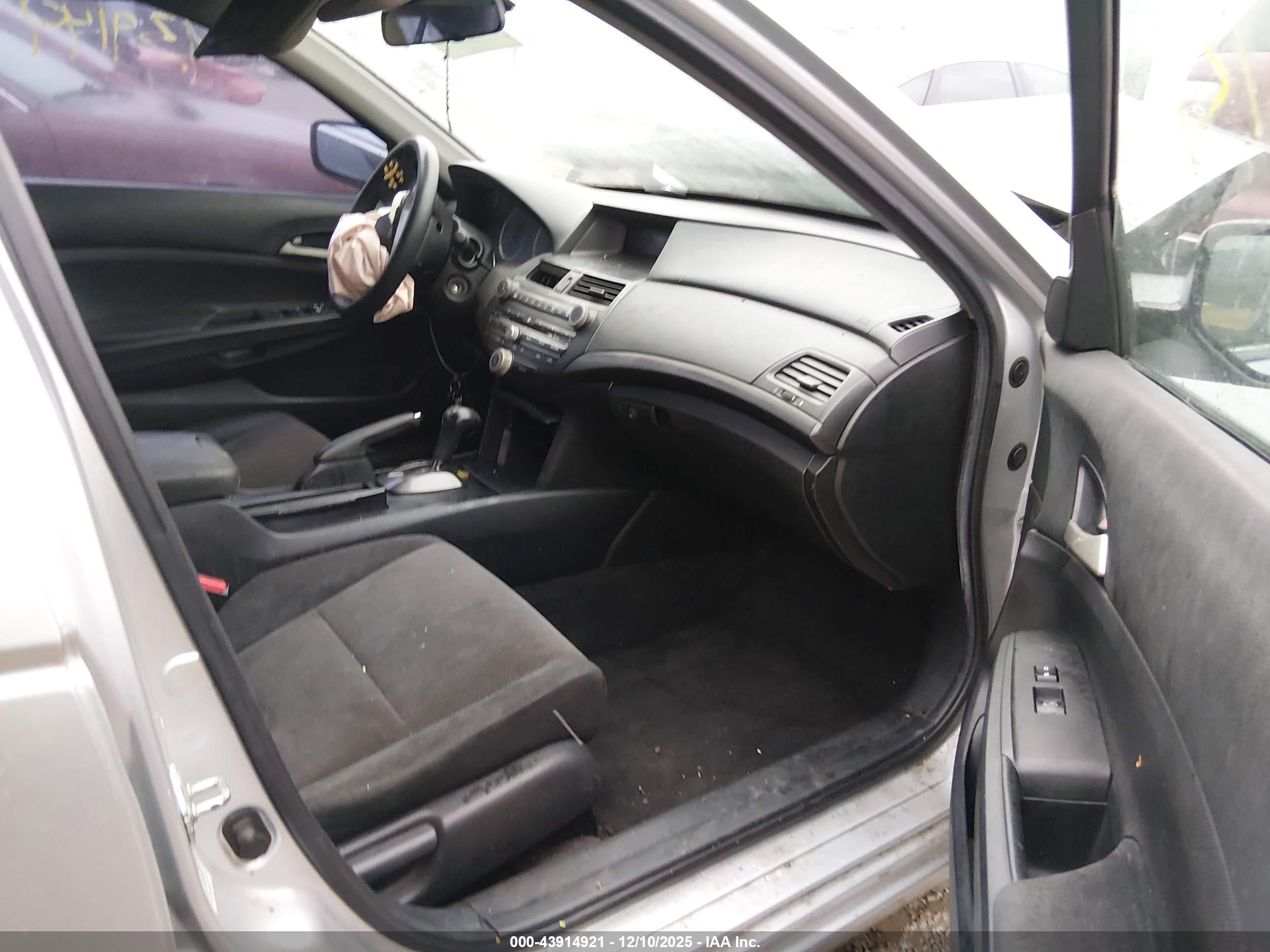 HONDA ACCORD image 5