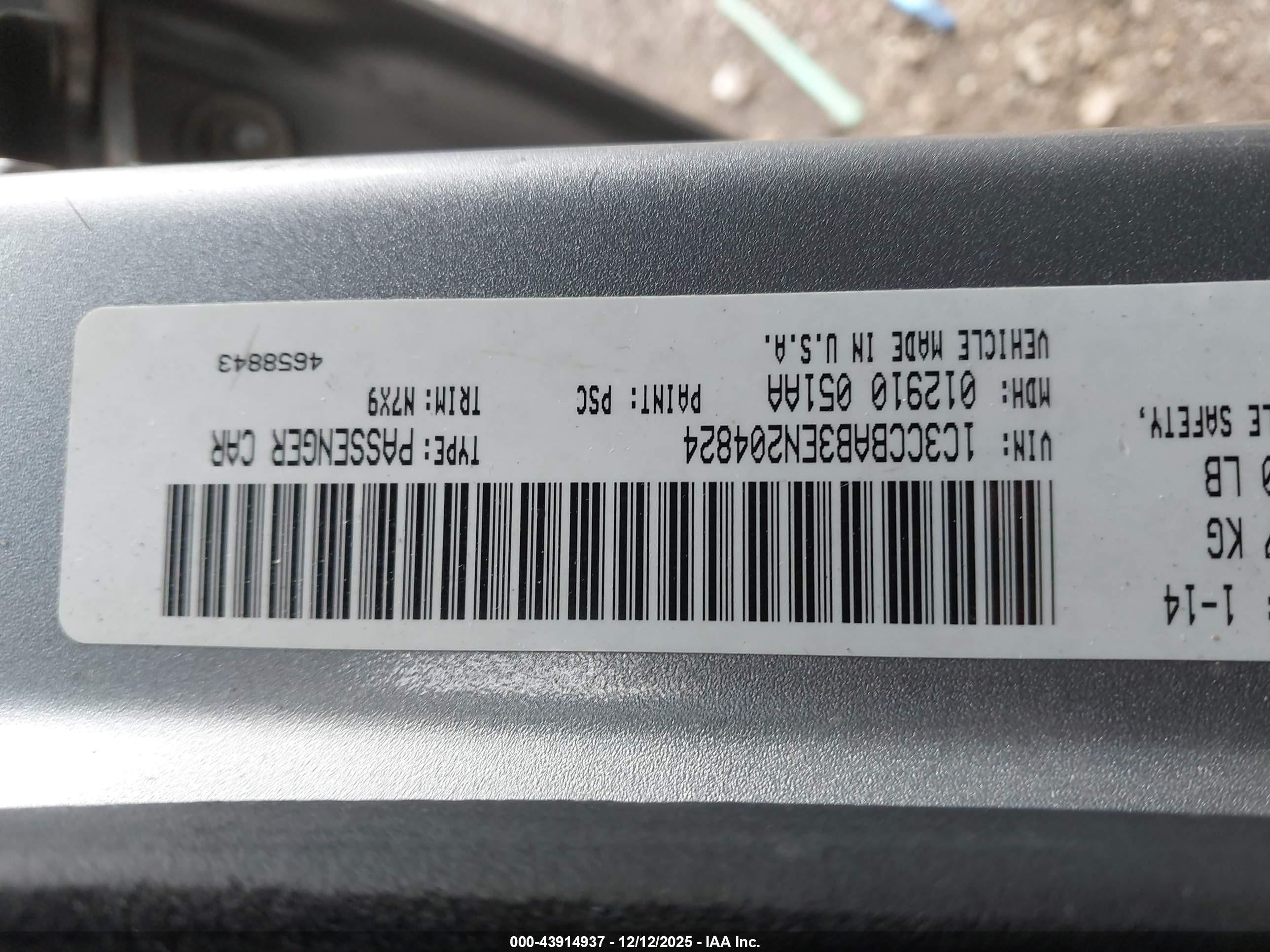 CHRYSLER 200 image 9