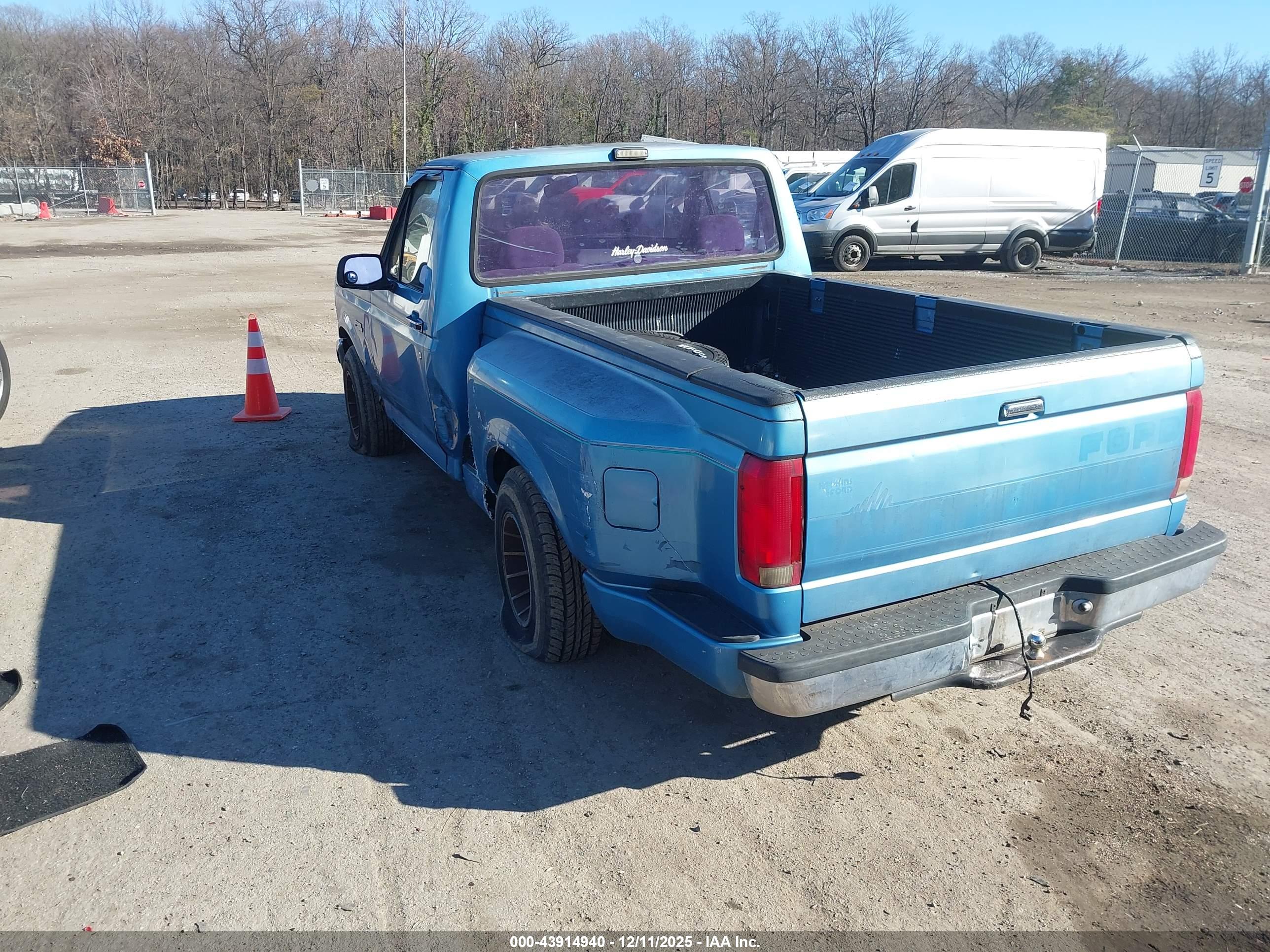 FORD F150 image 3