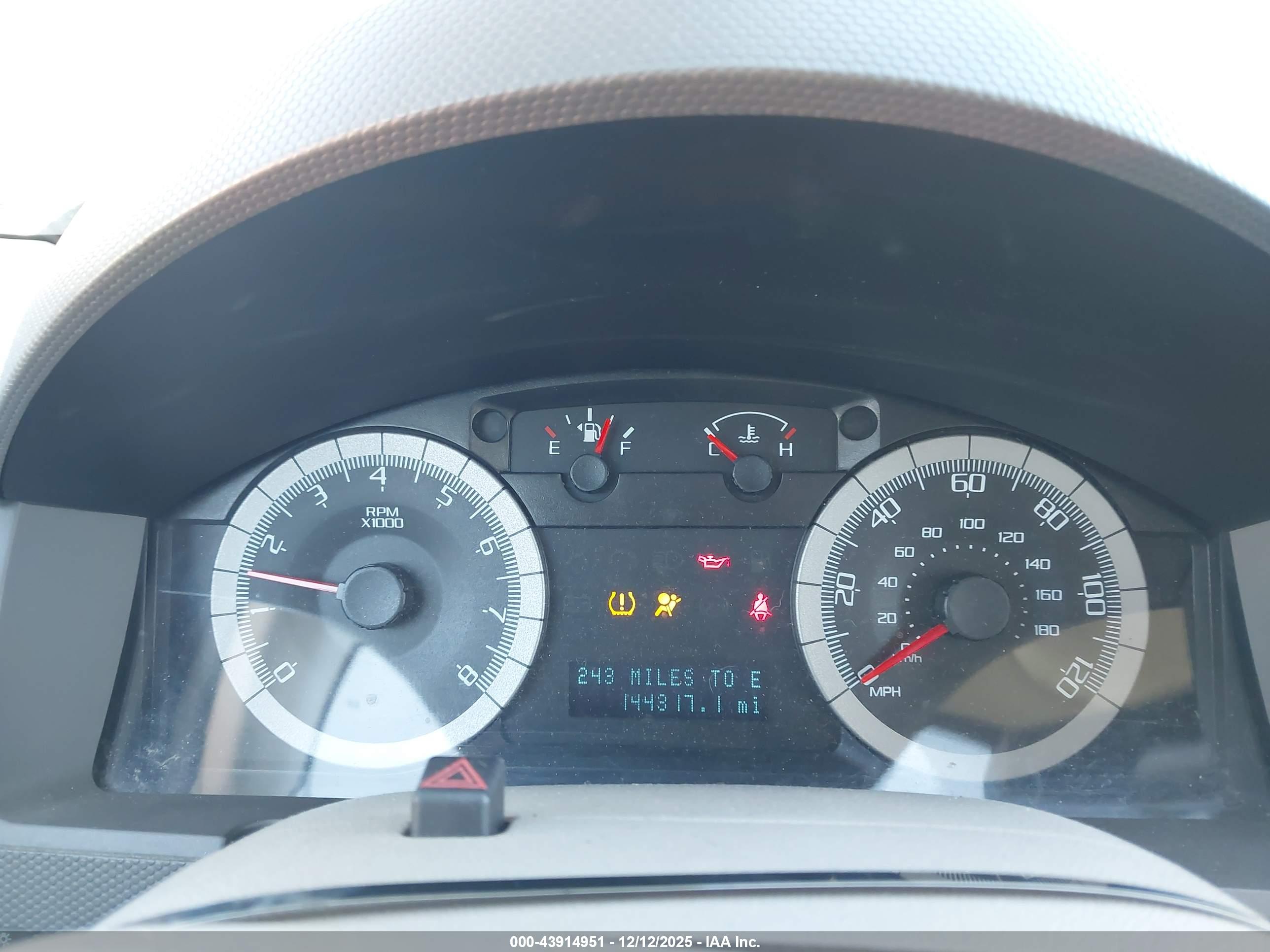FORD ESCAPE image 7