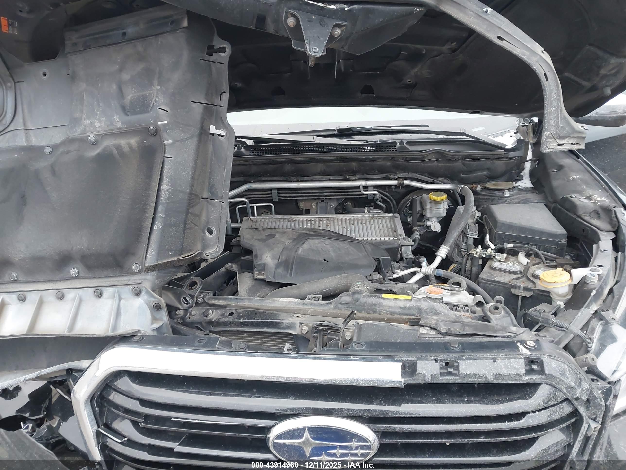 SUBARU ASCENT image 10