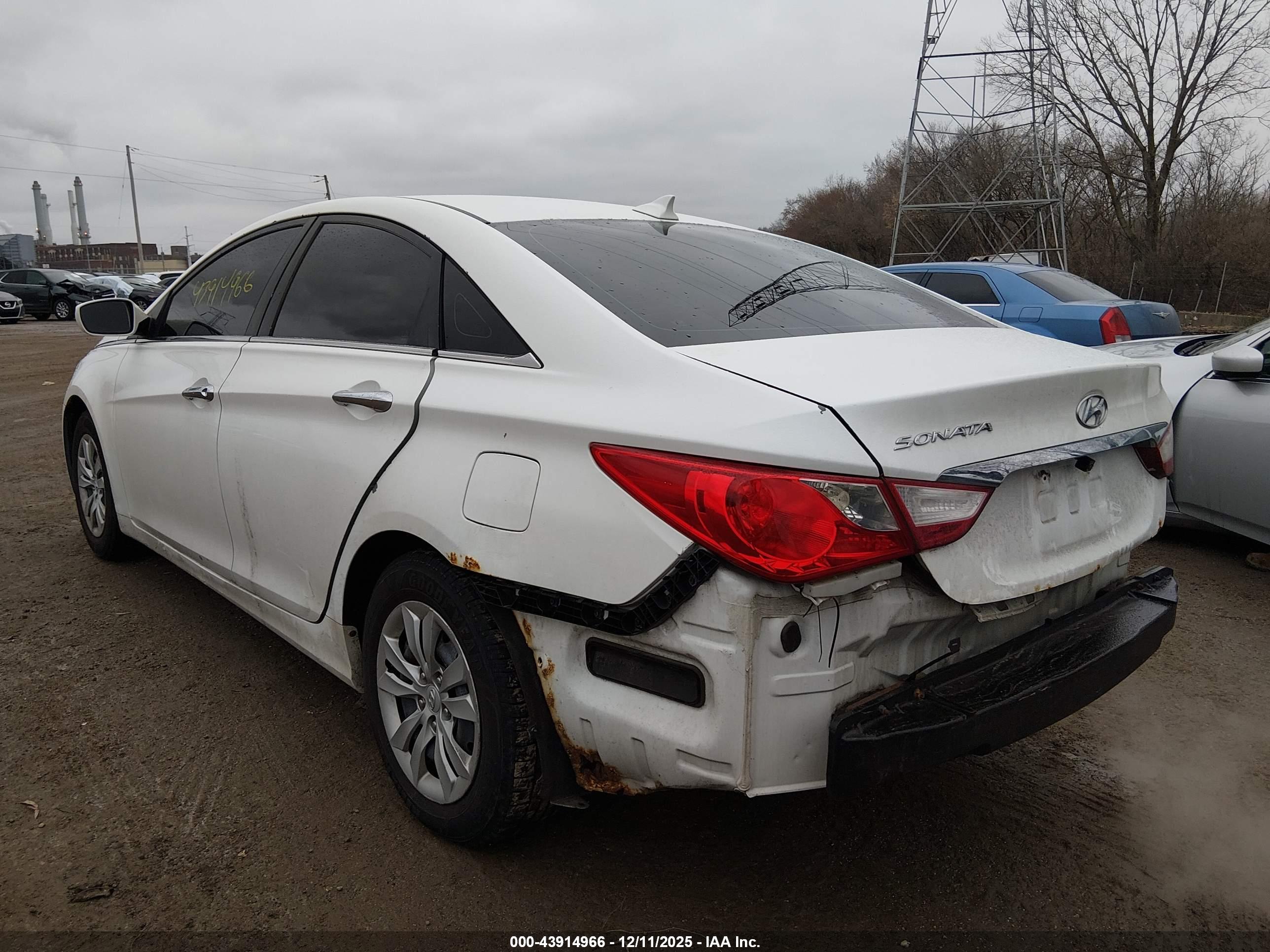 HYUNDAI SONATA image 6