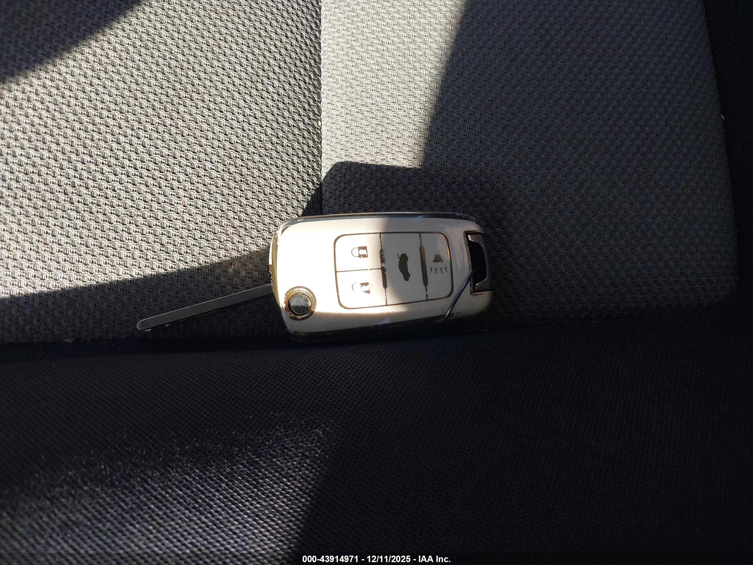 CHEVROLET CRUZE image 11