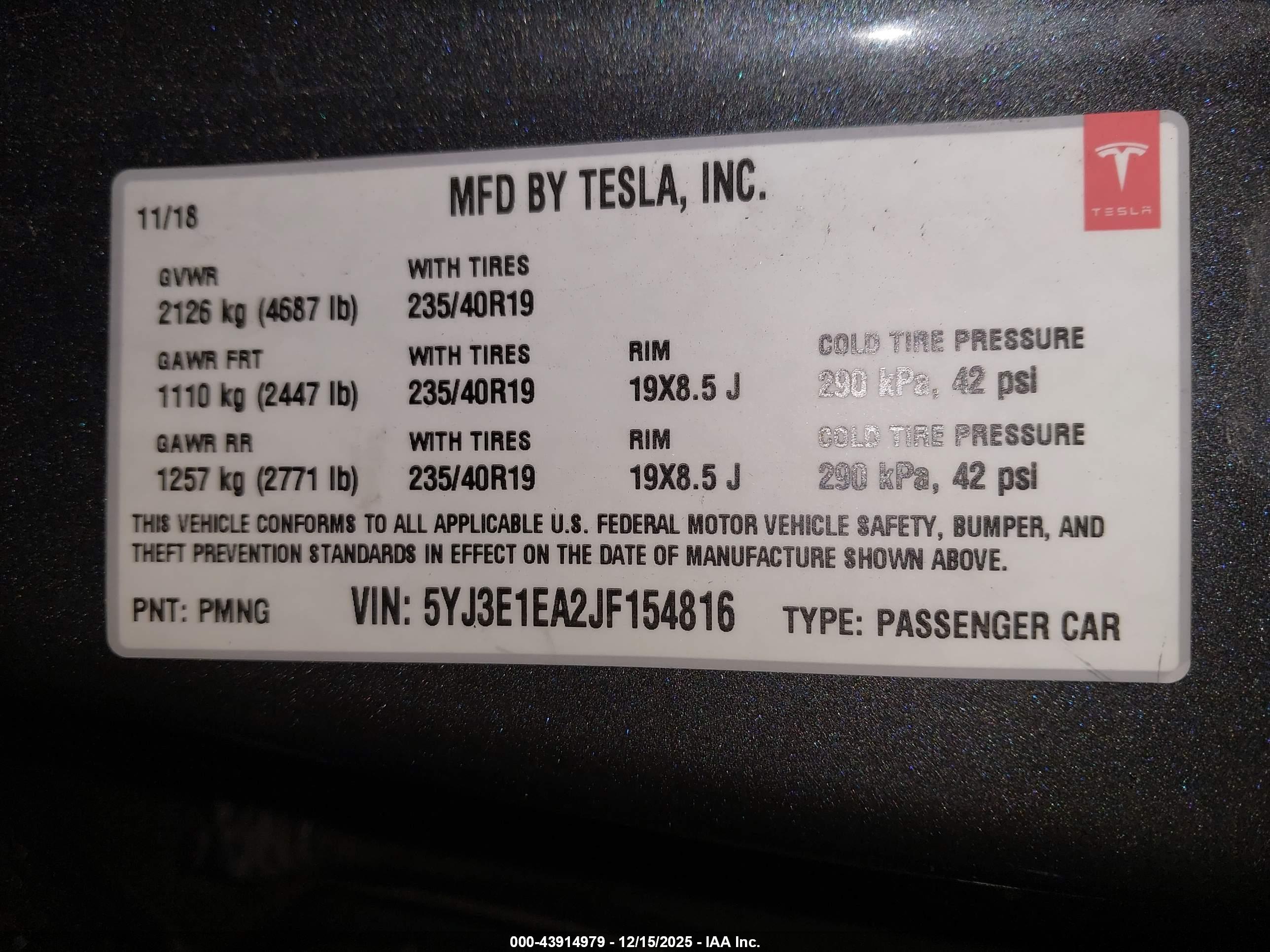 TESLA MODEL image 9