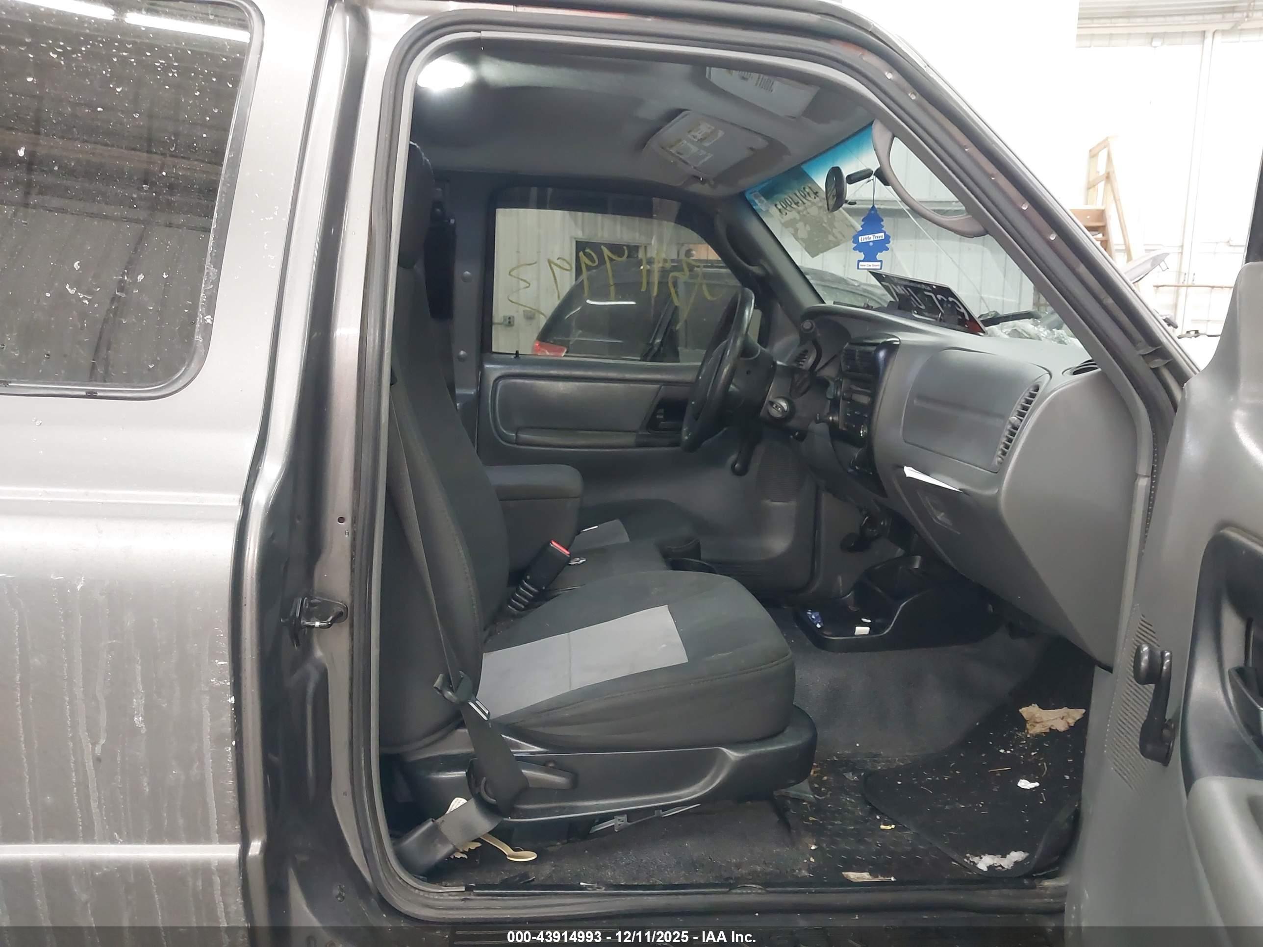 FORD RANGER image 5