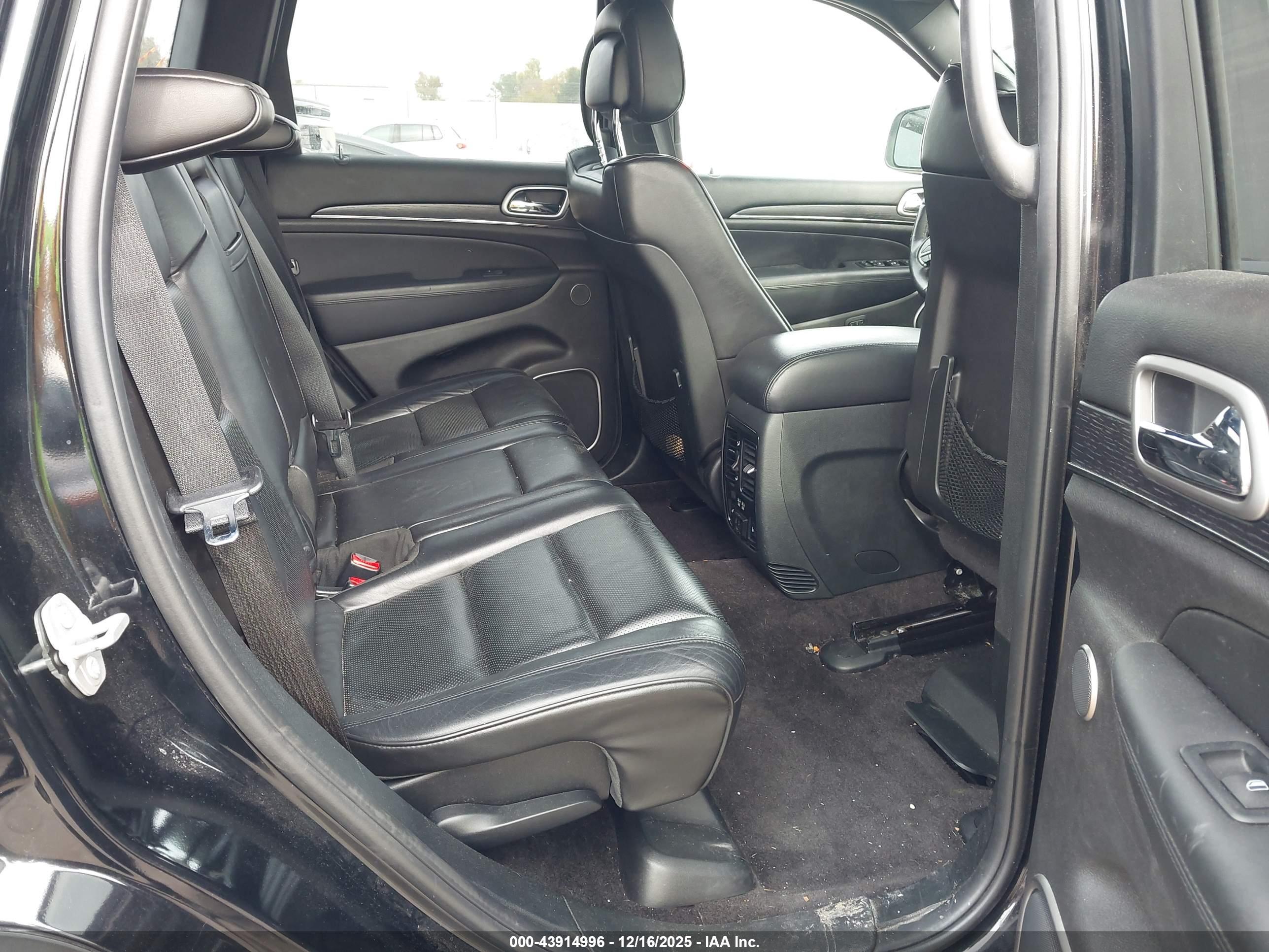 JEEP GRAND image 8