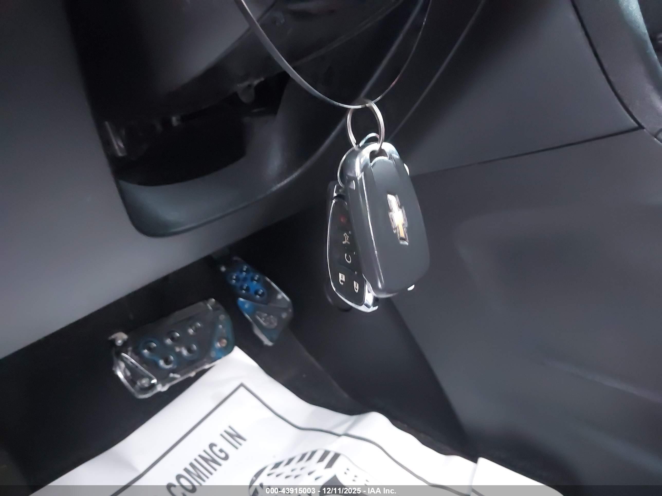 CHEVROLET EQUINOX image 11