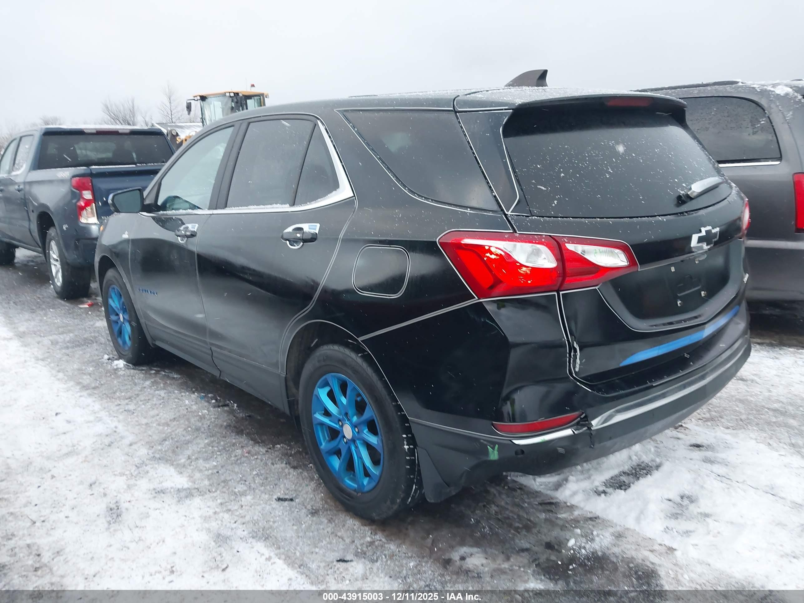 CHEVROLET EQUINOX image 3