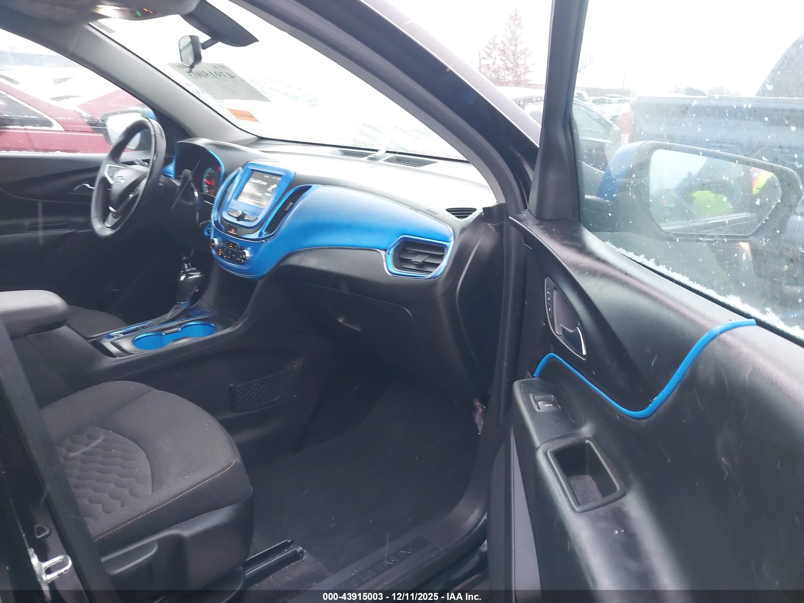CHEVROLET EQUINOX image 5
