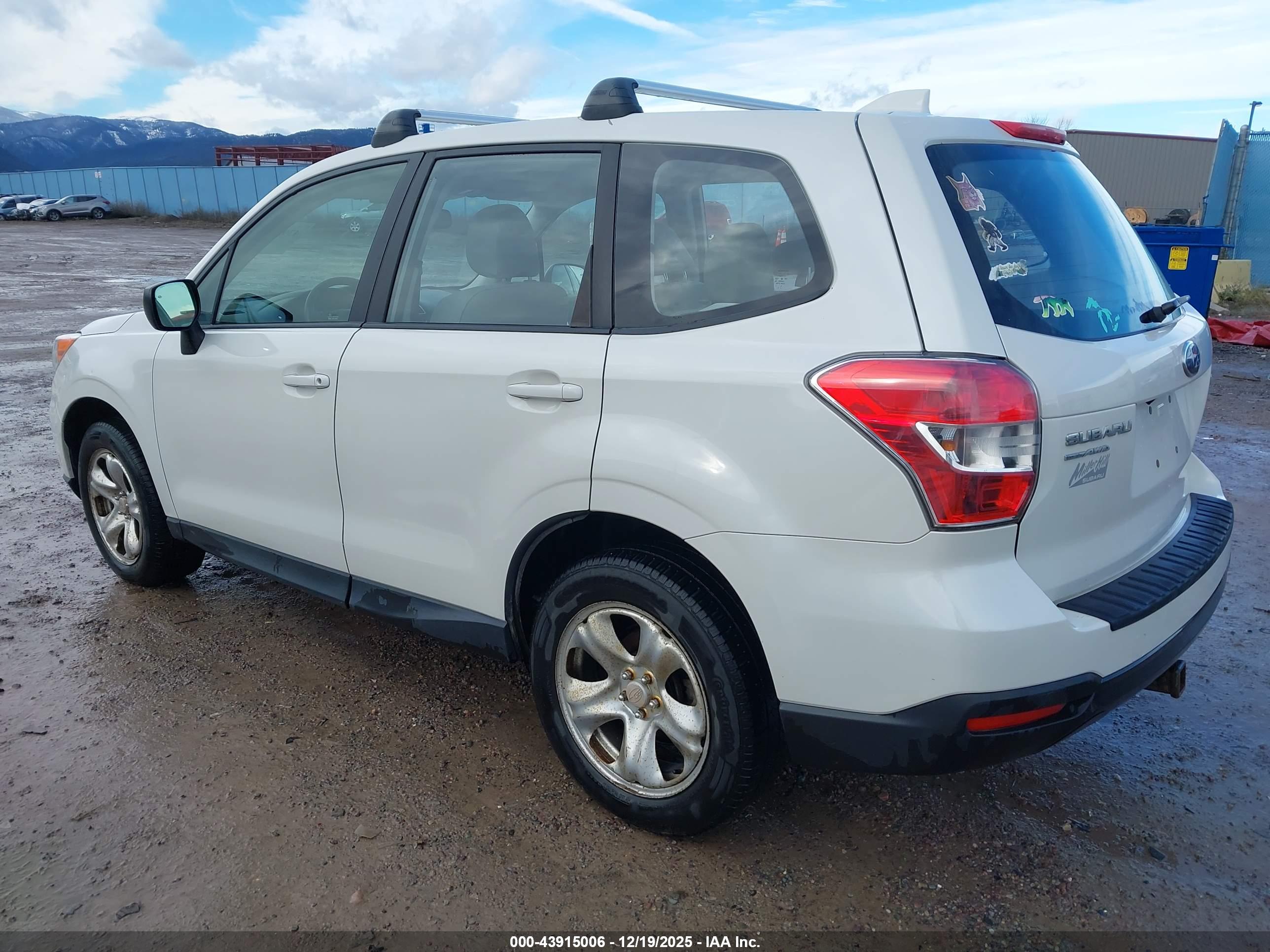 SUBARU FORESTER image 3