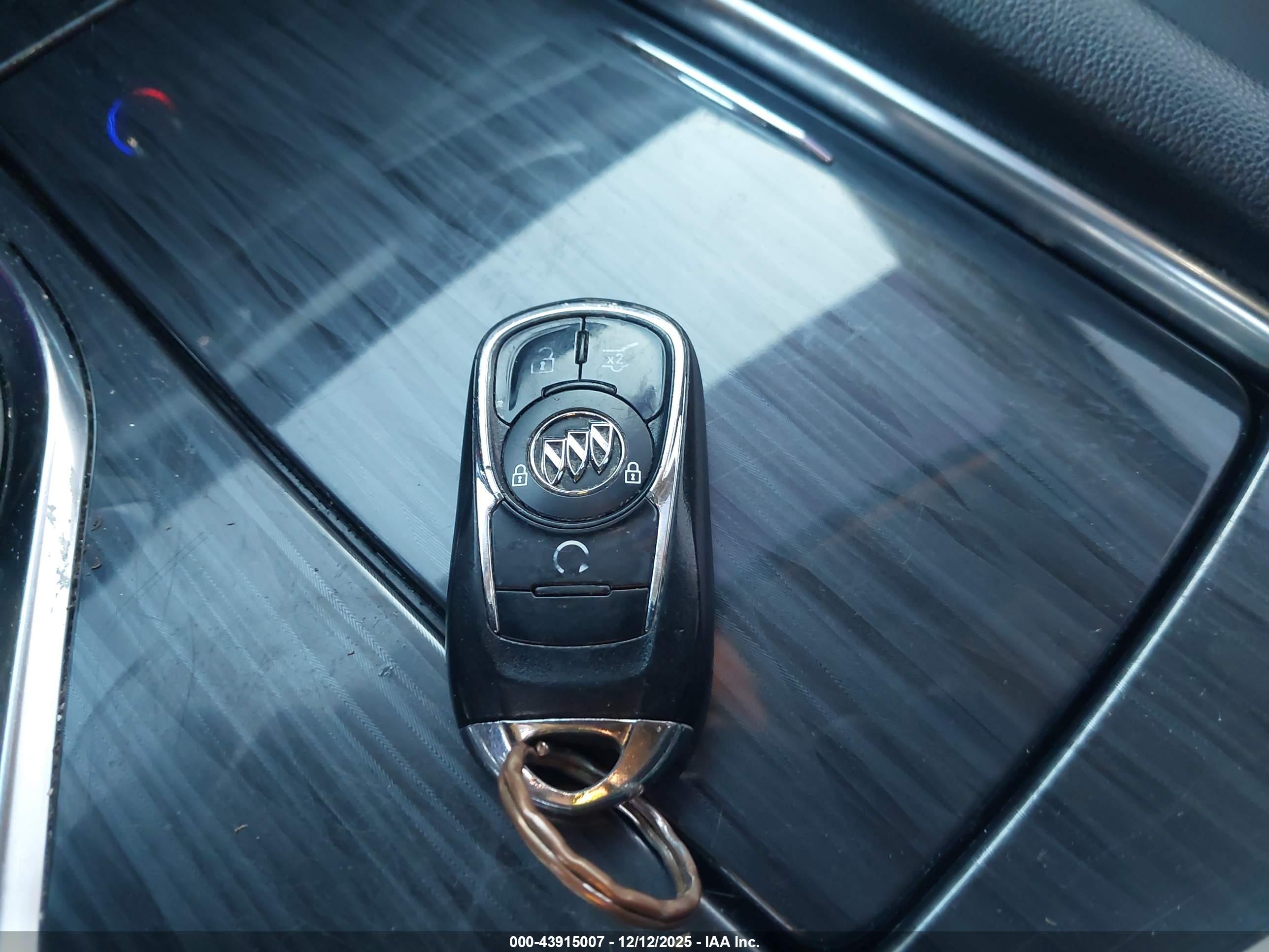 BUICK ENCLAVE image 11