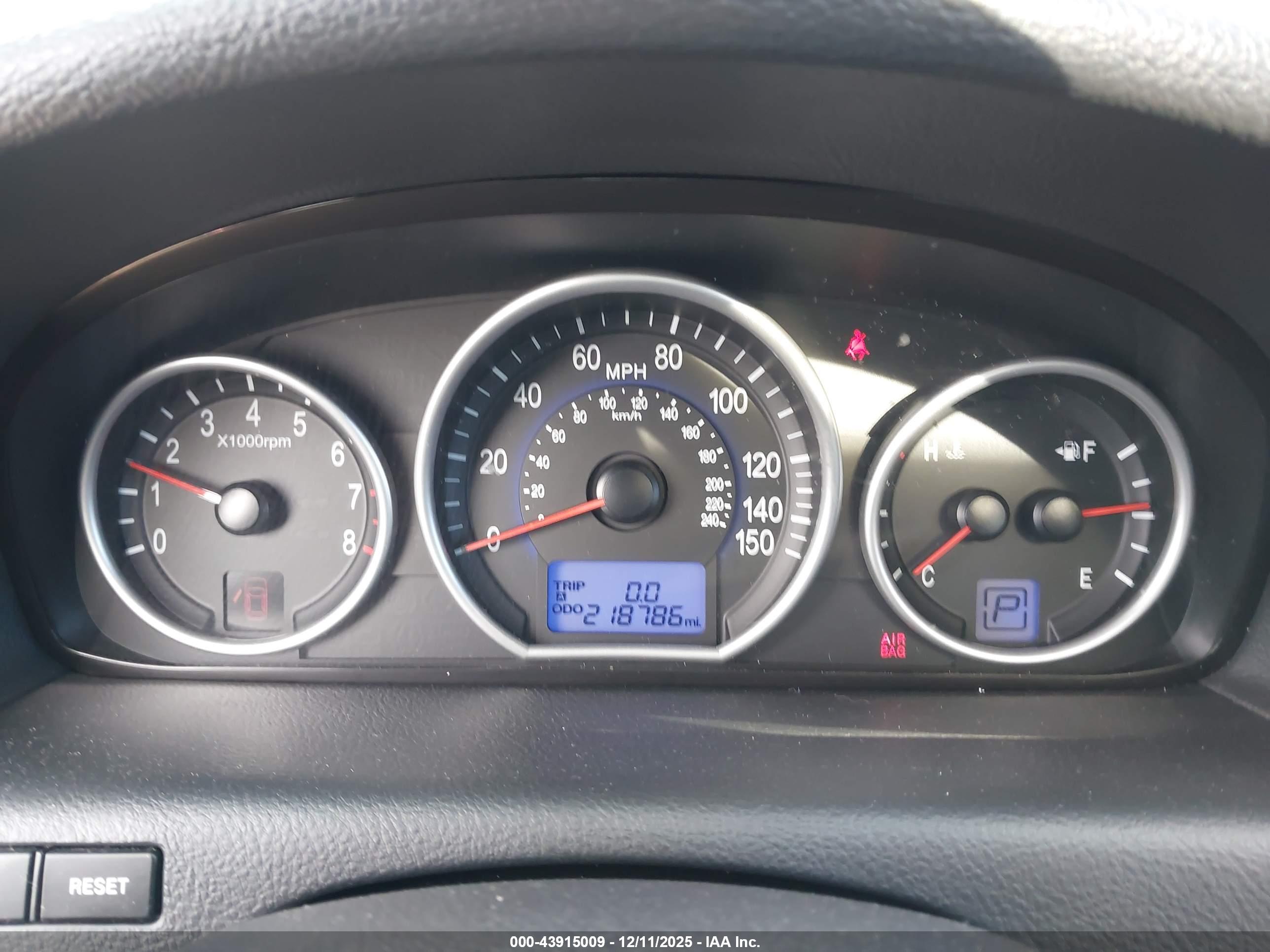 HYUNDAI VERACRUZ image 7