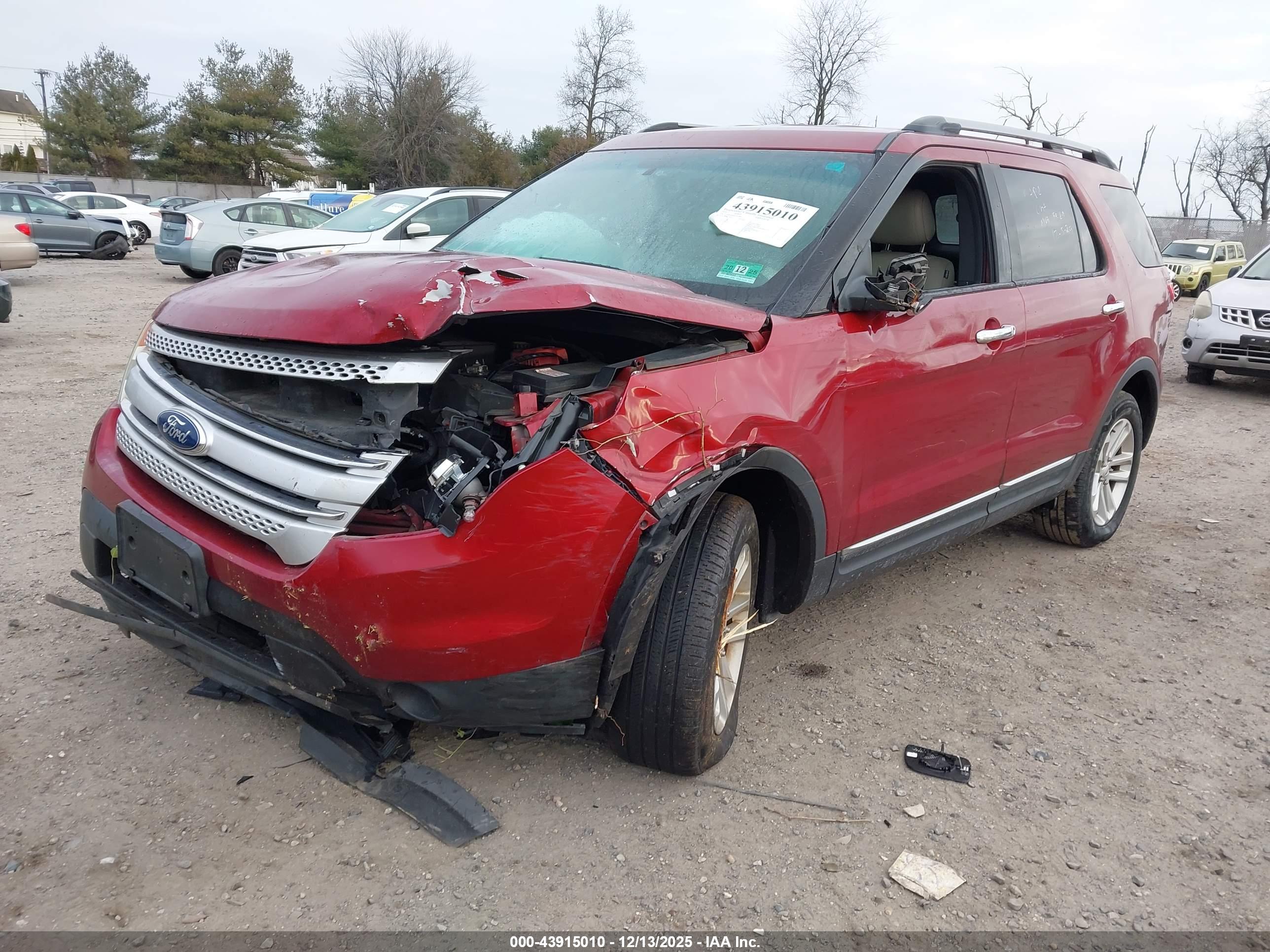 FORD EXPLORER image 2