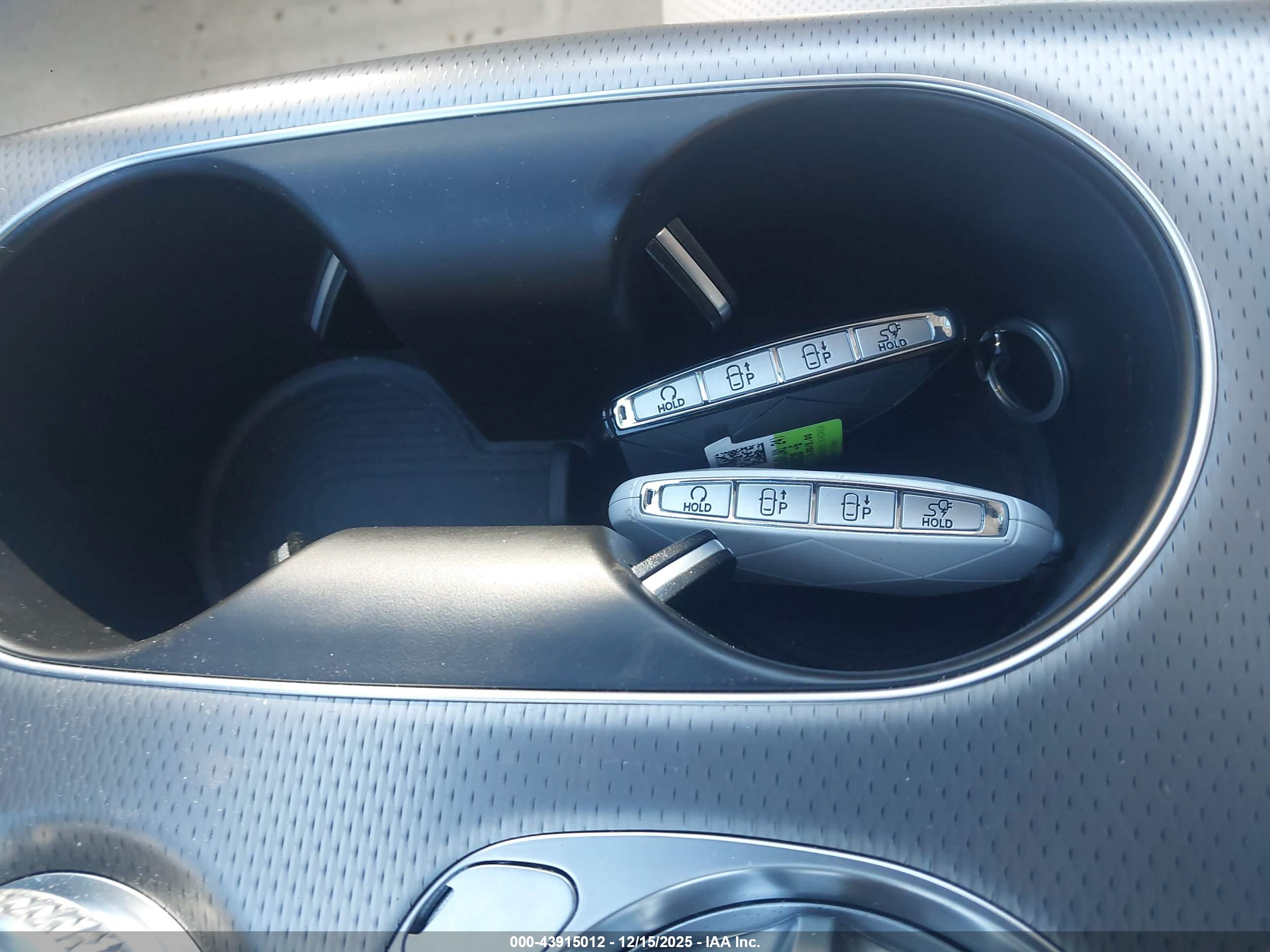 GENESIS GV60 image 11