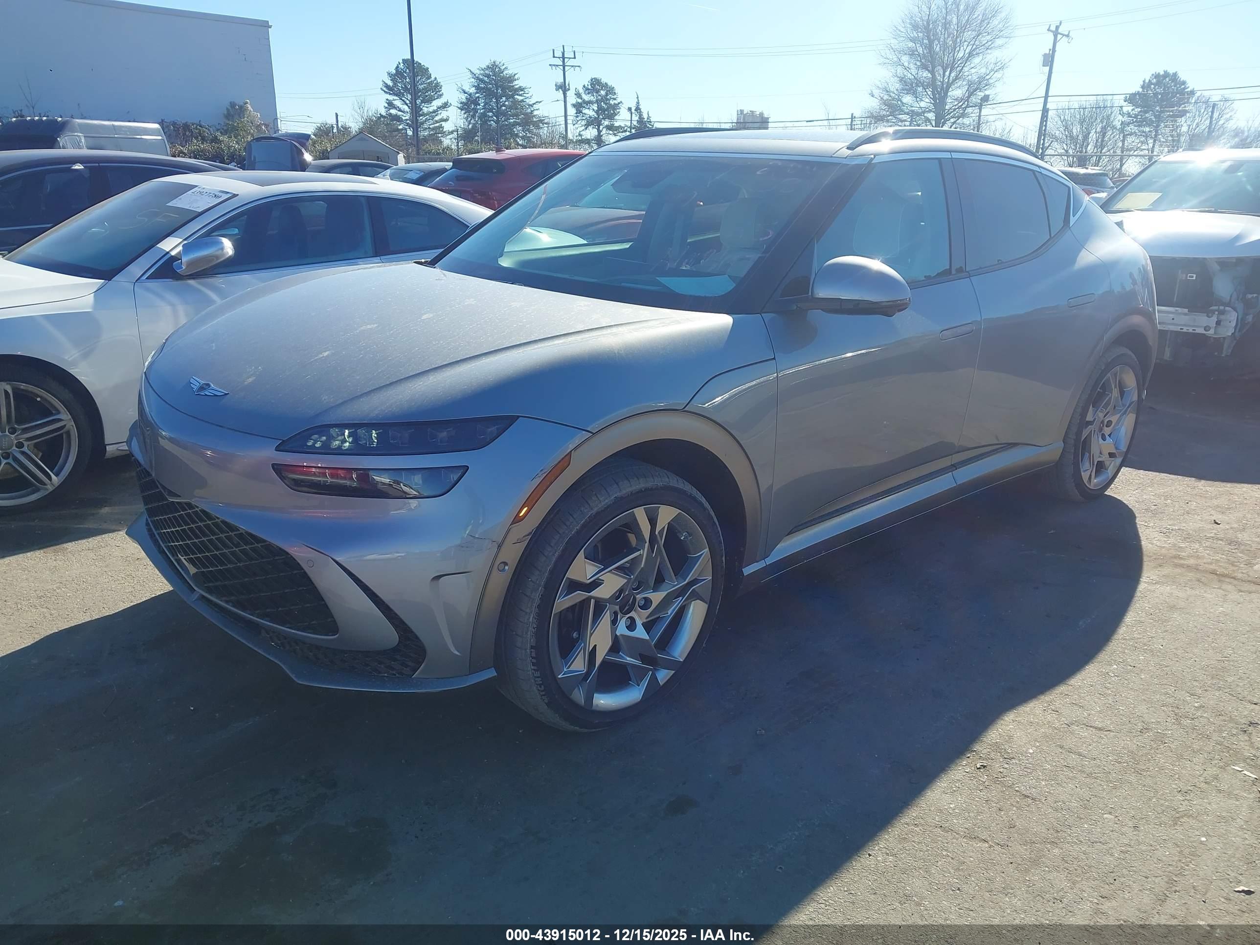 GENESIS GV60 image 2