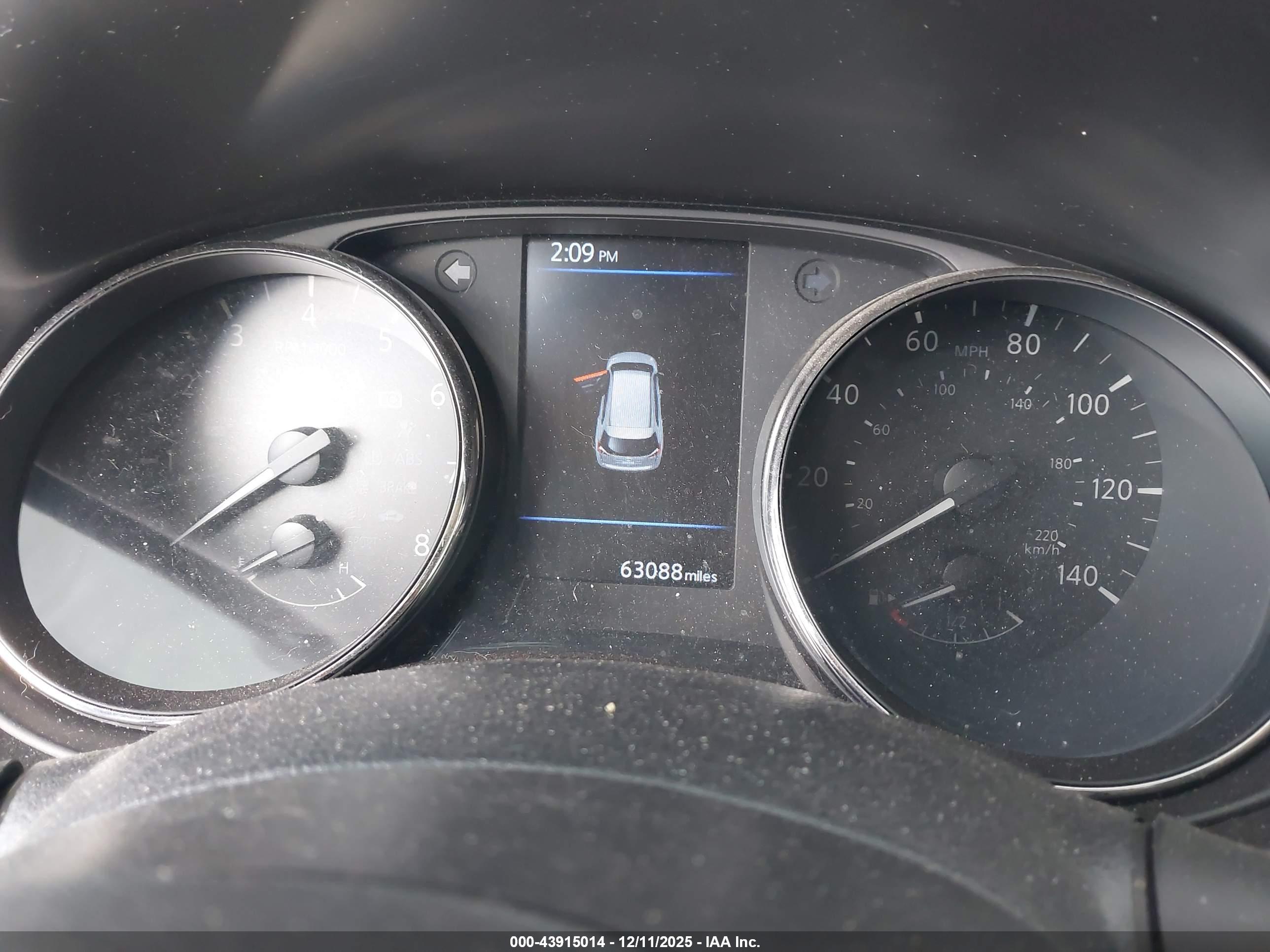 NISSAN ROGUE image 7