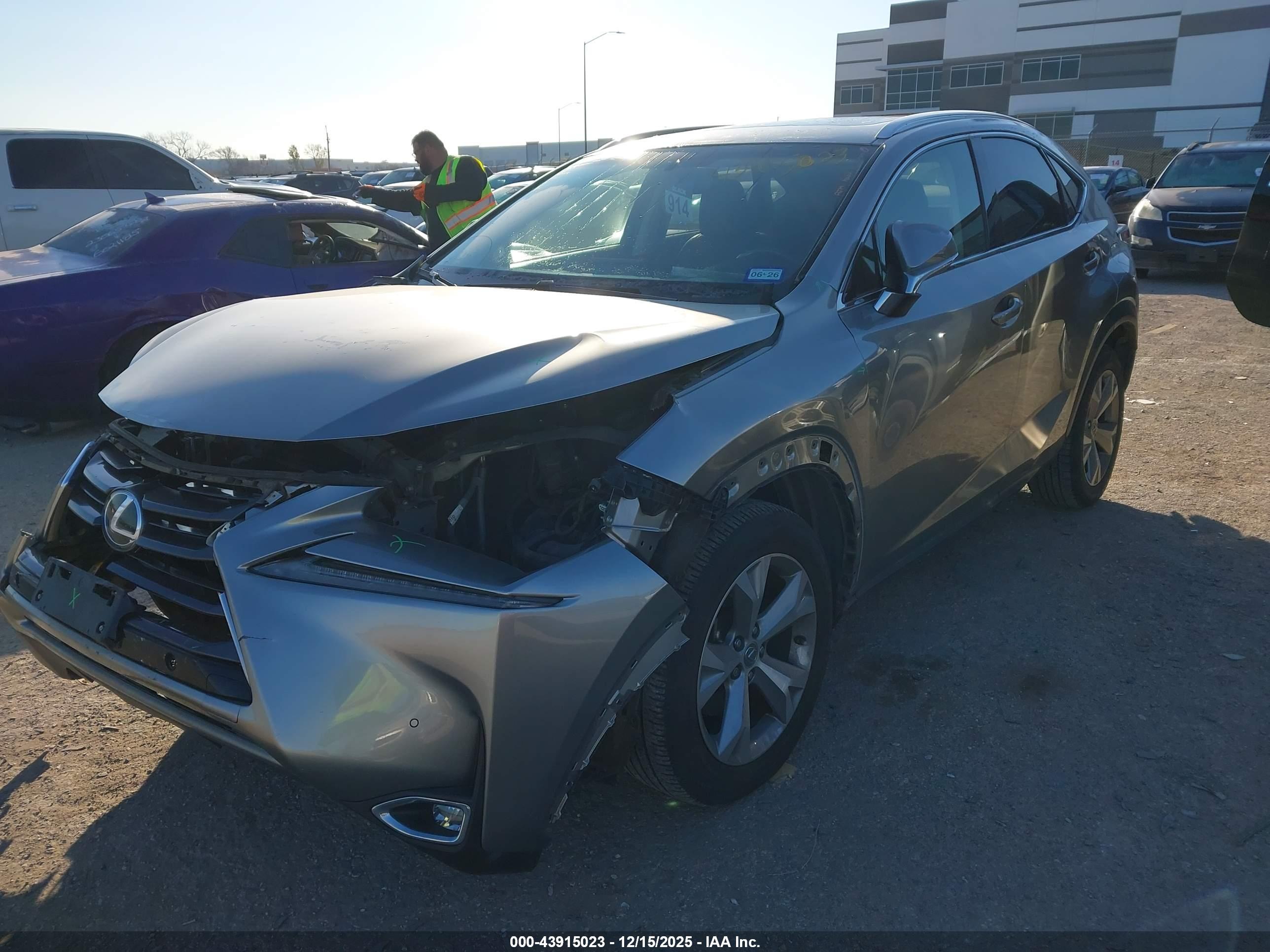 LEXUS NX image 2