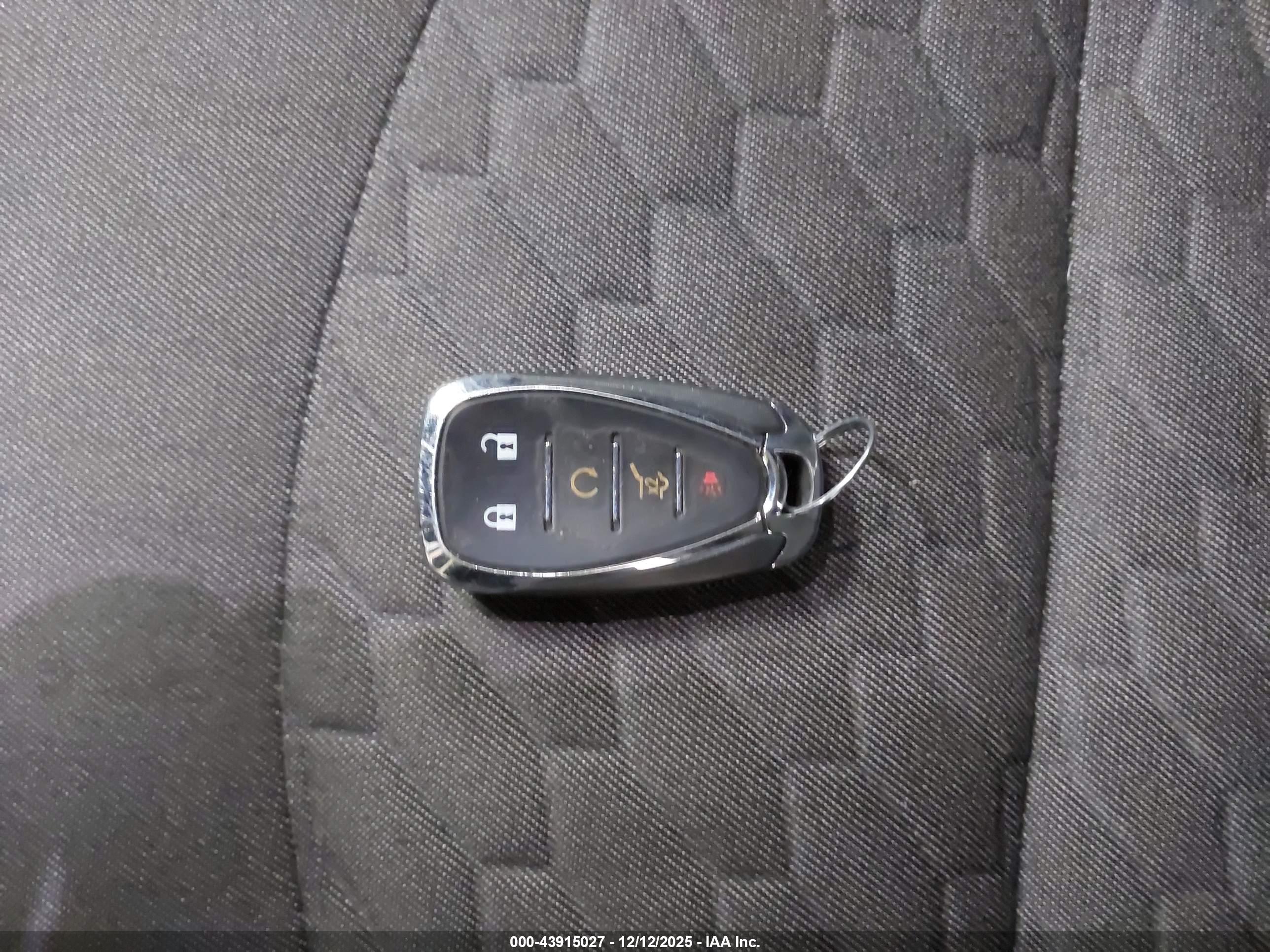 CHEVROLET EQUINOX image 11