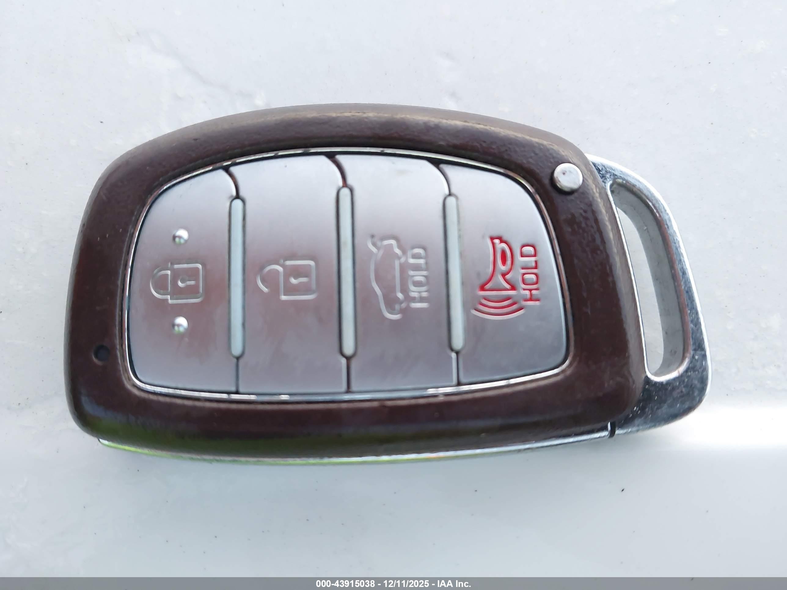 HYUNDAI SONATA image 11