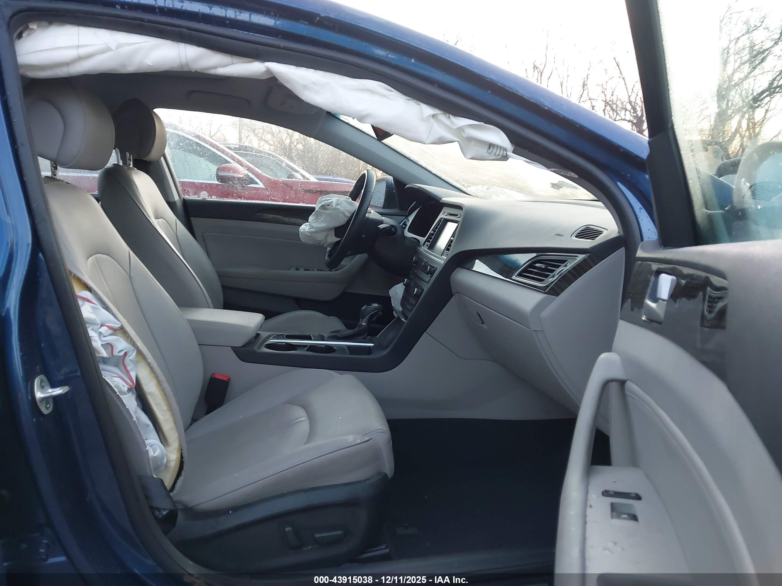 HYUNDAI SONATA image 5
