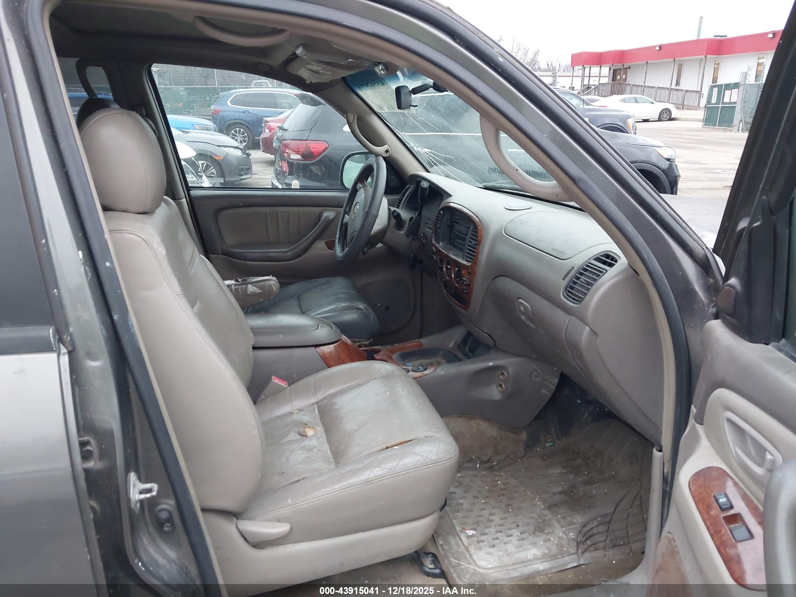 TOYOTA TUNDRA image 5