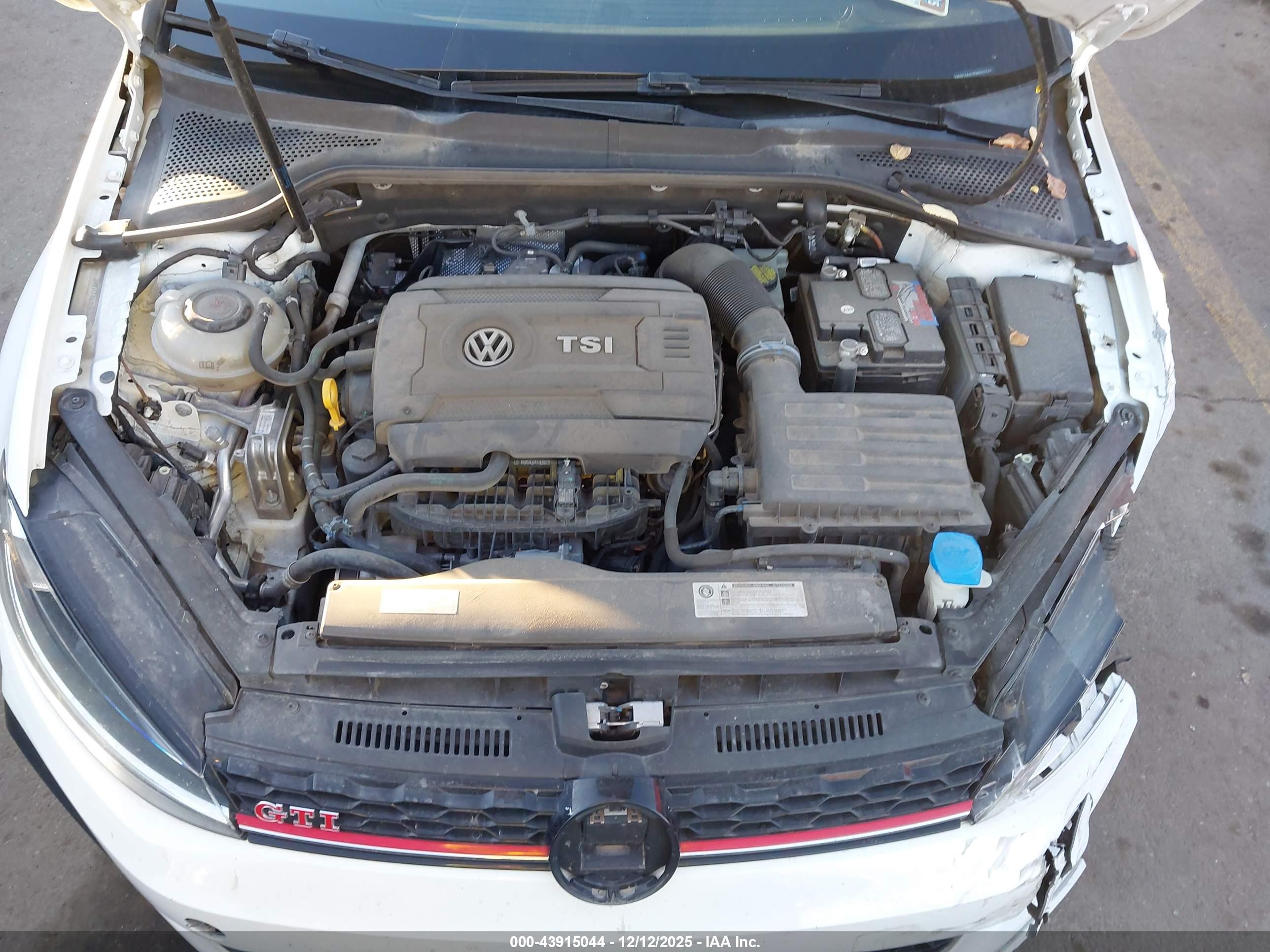 VOLKSWAGEN GOLF image 10