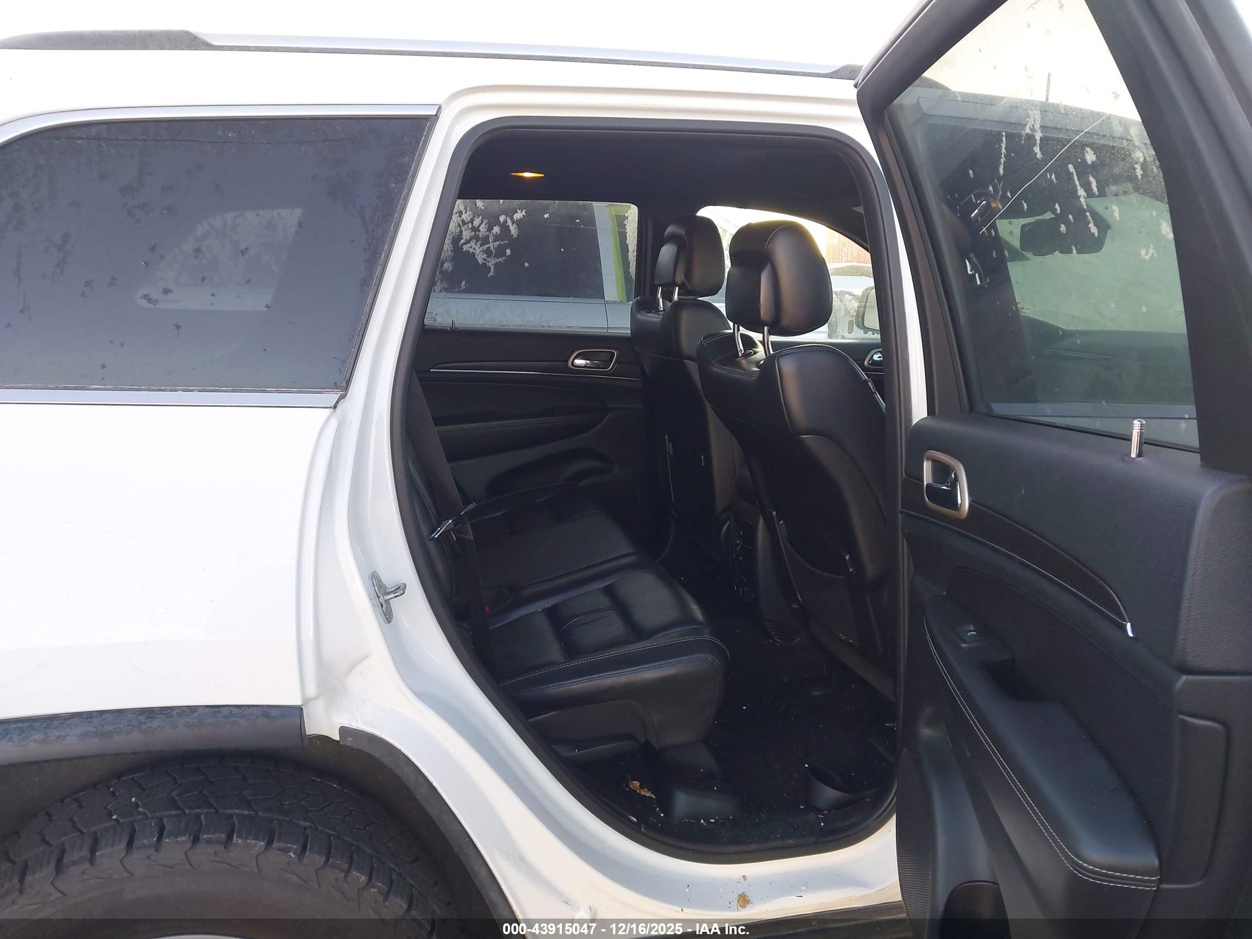 JEEP GRAND image 8