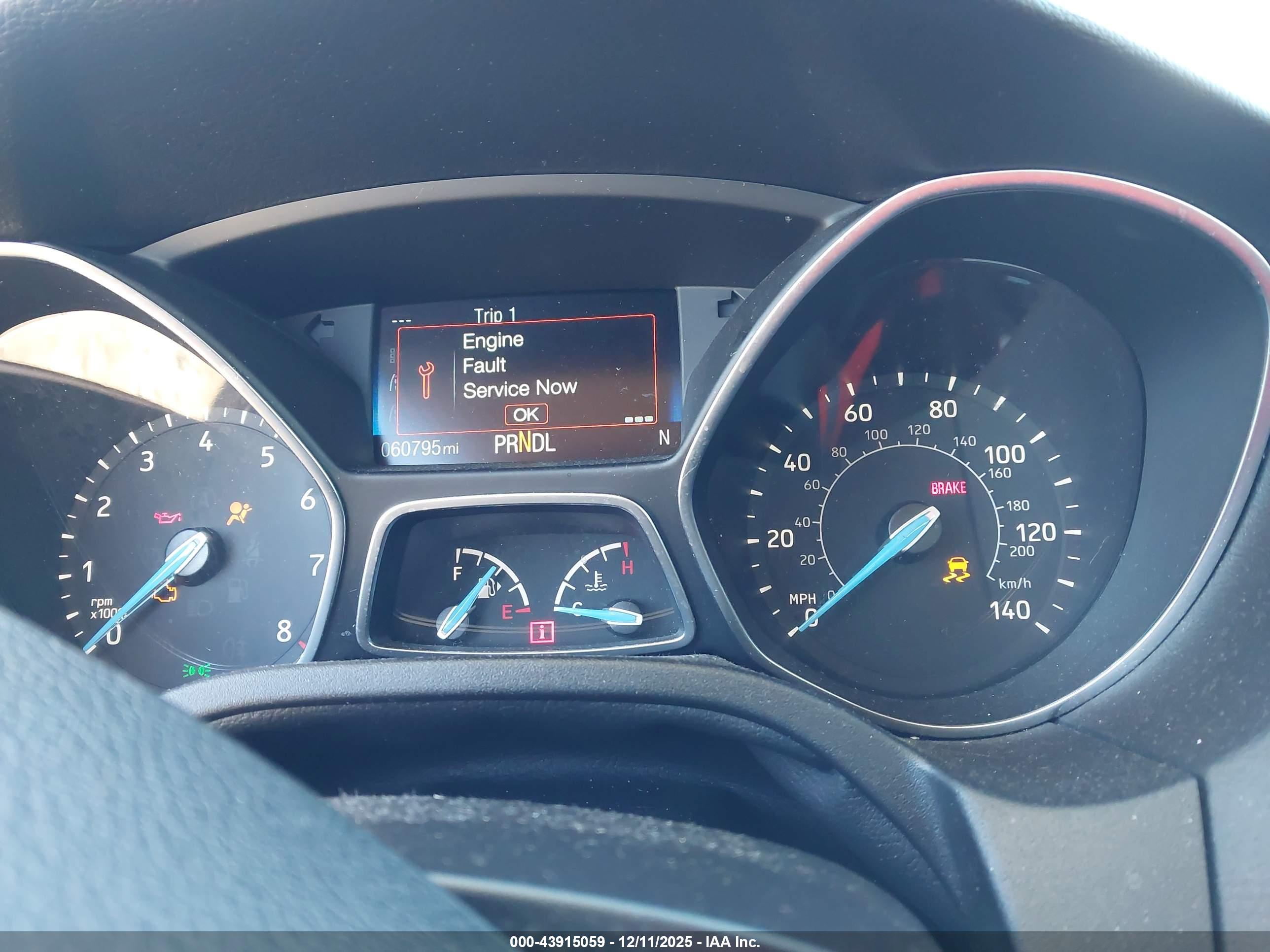 FORD FOCUS image 7