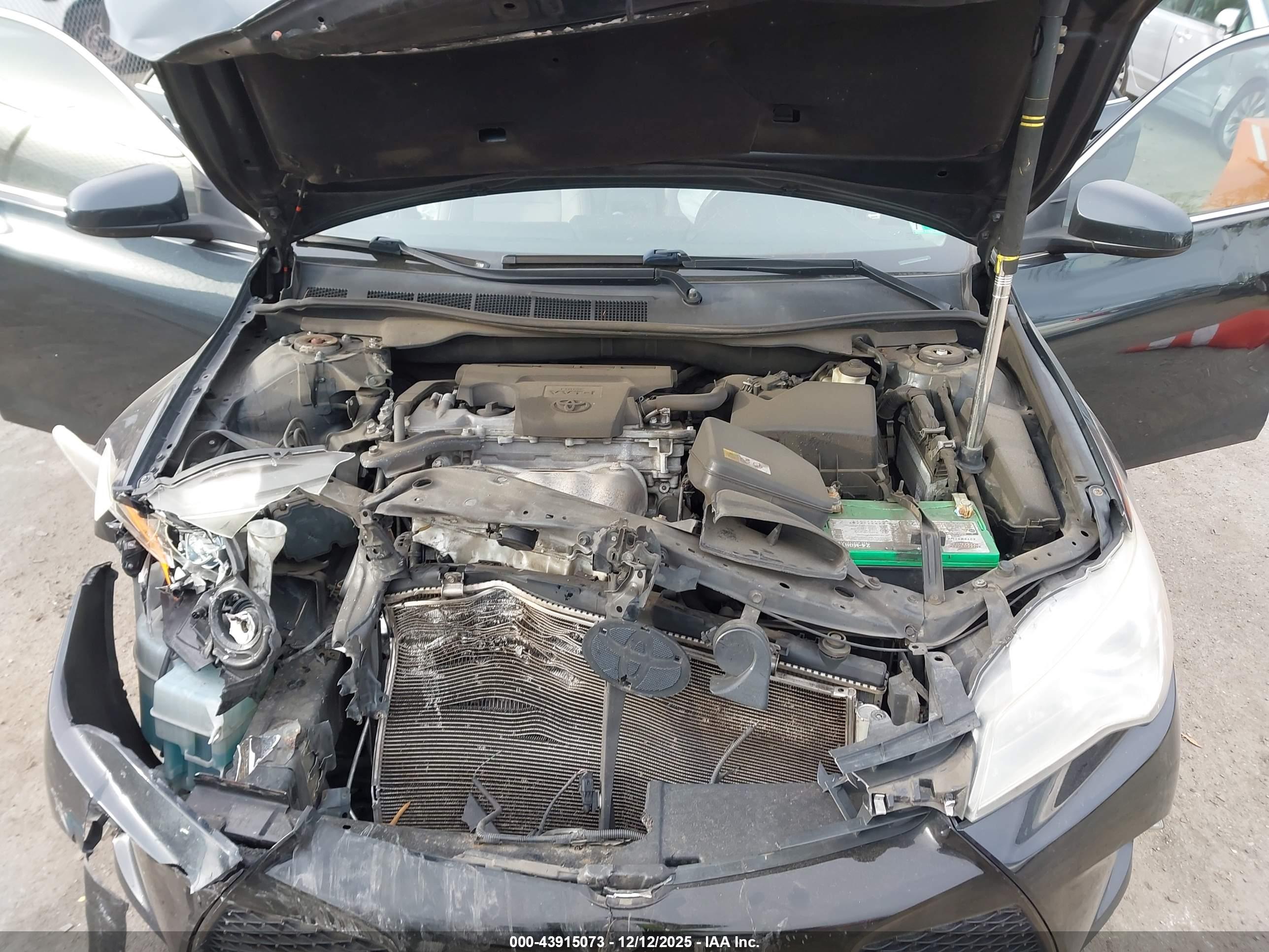 TOYOTA CAMRY image 10