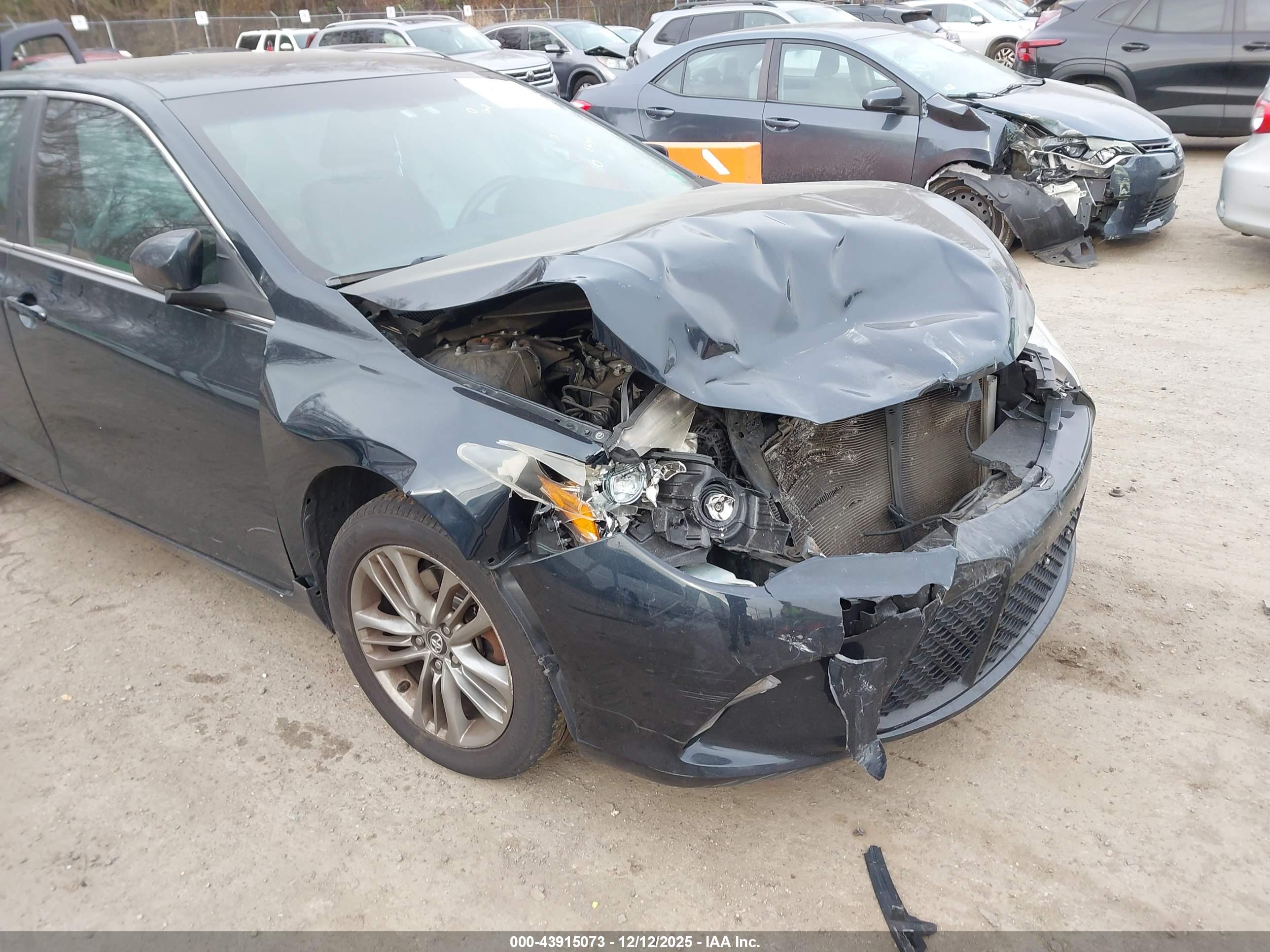 TOYOTA CAMRY image 6