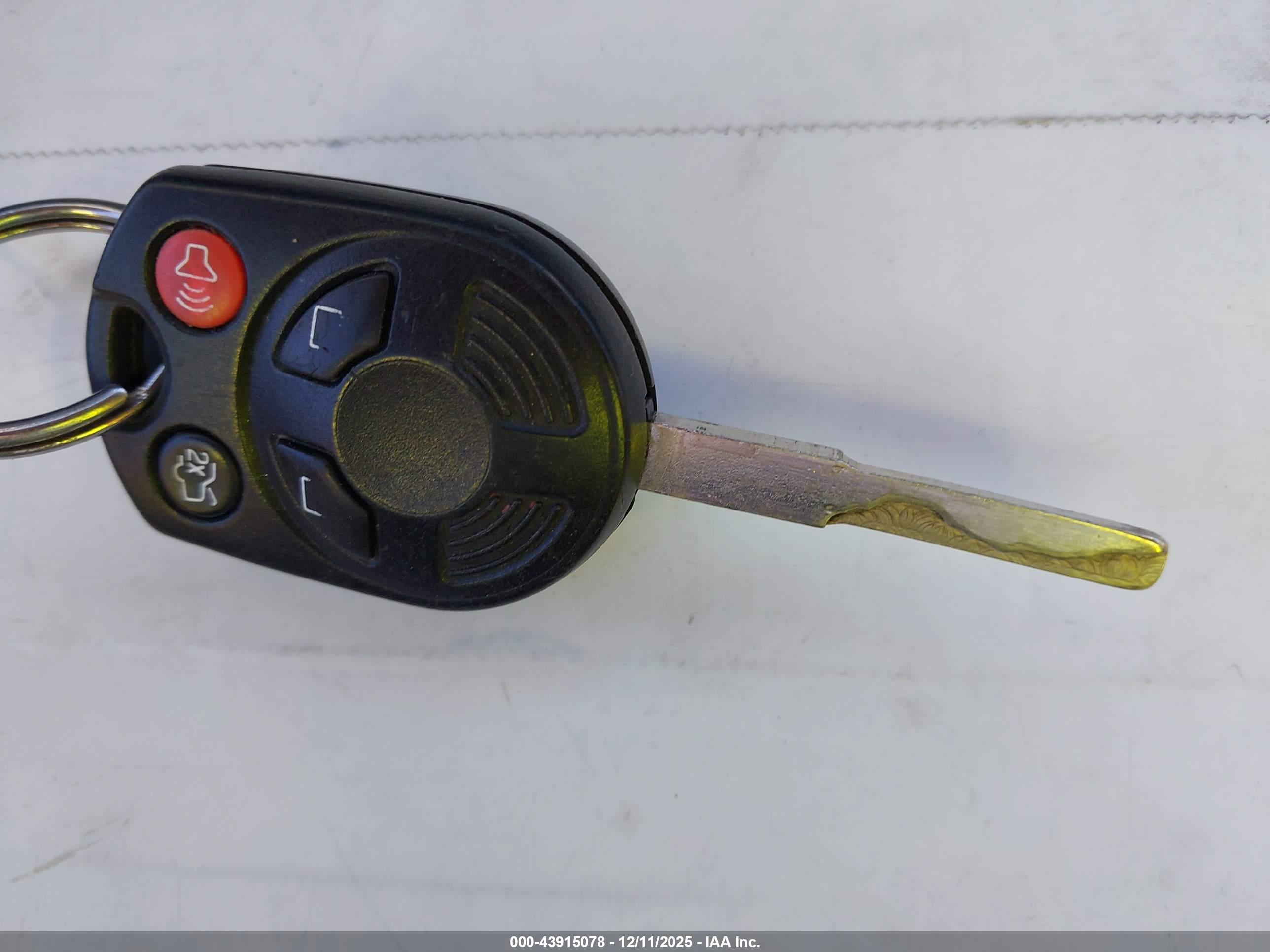 FORD FOCUS image 11