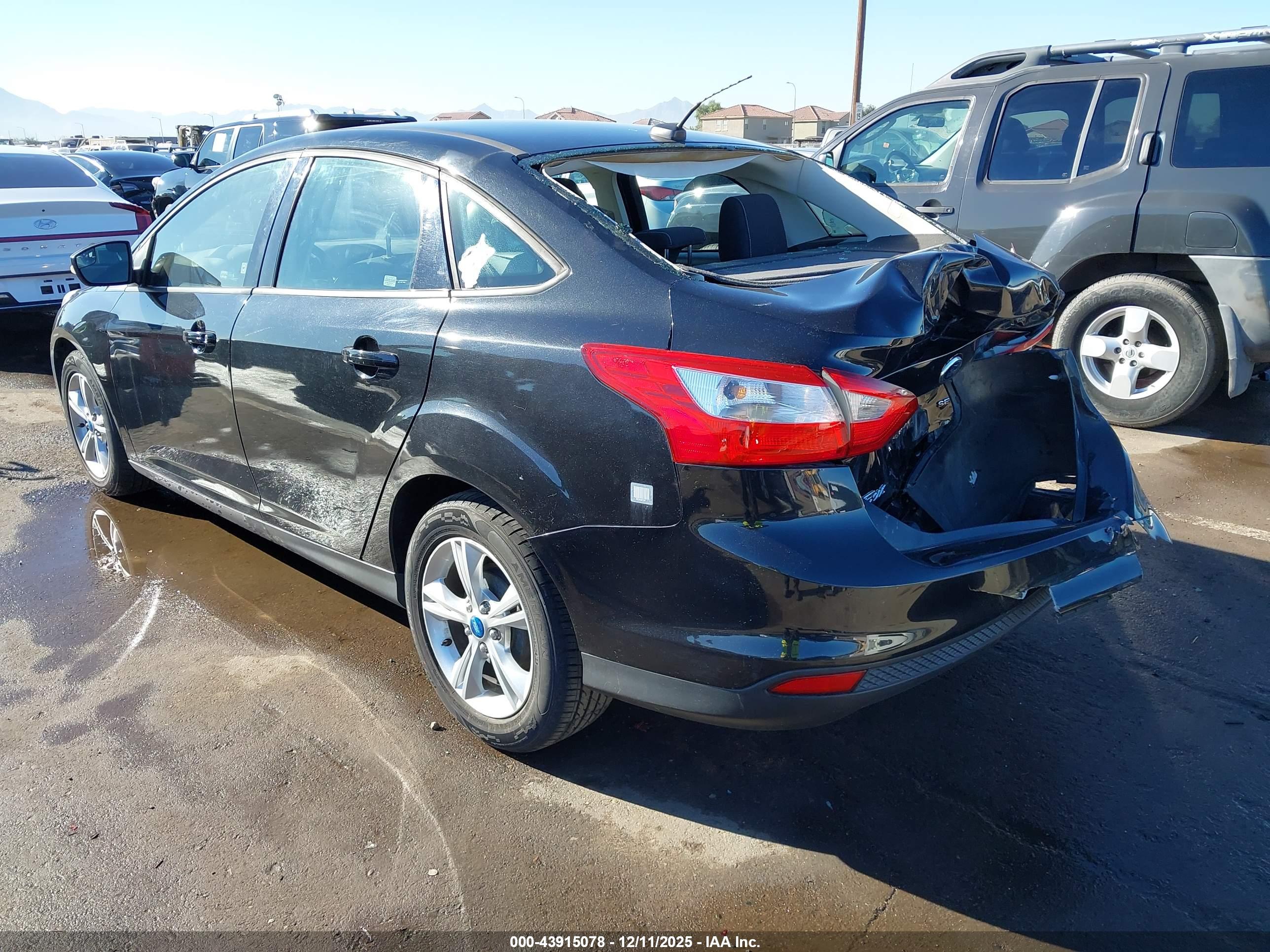 FORD FOCUS image 3