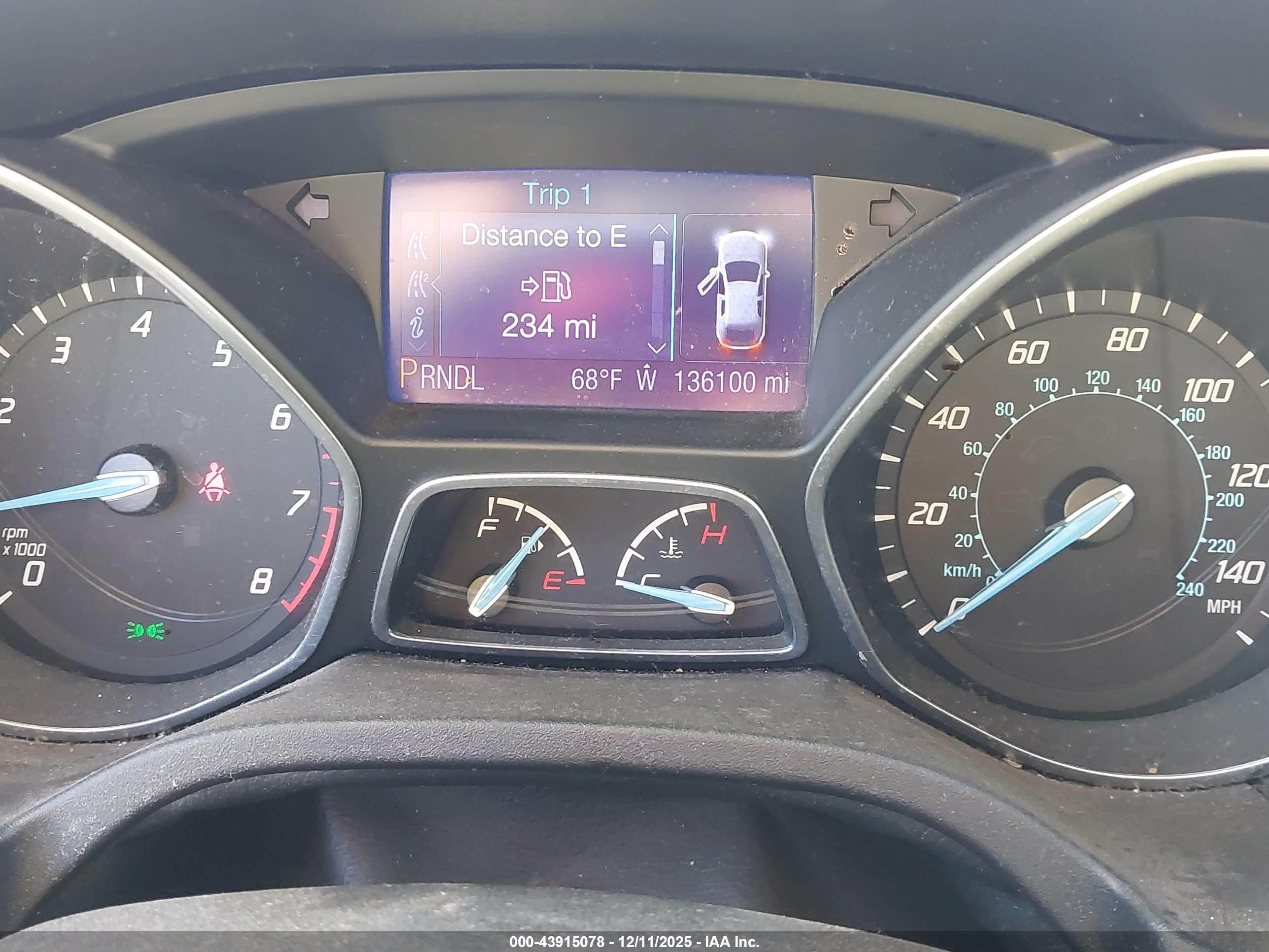 FORD FOCUS image 7