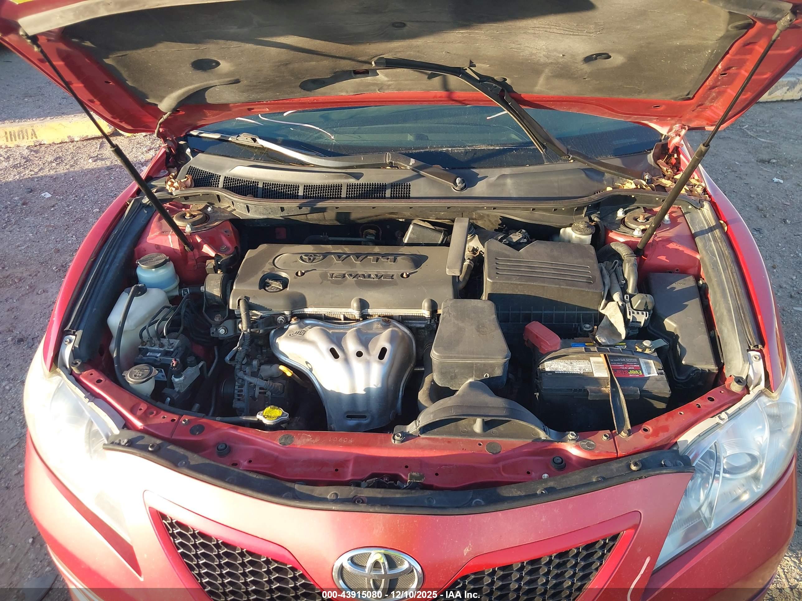TOYOTA CAMRY image 10