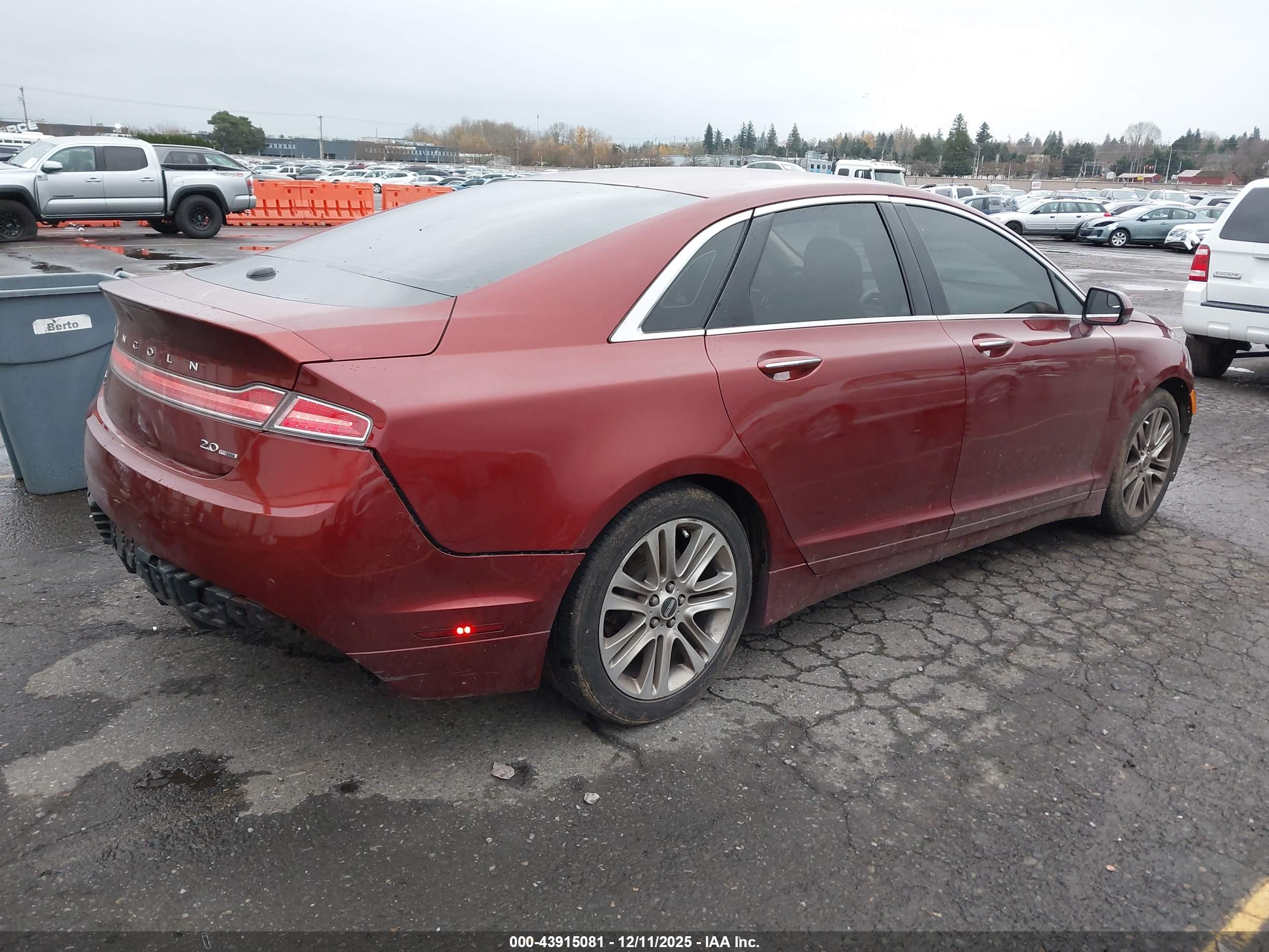 LINCOLN MKZ image 4