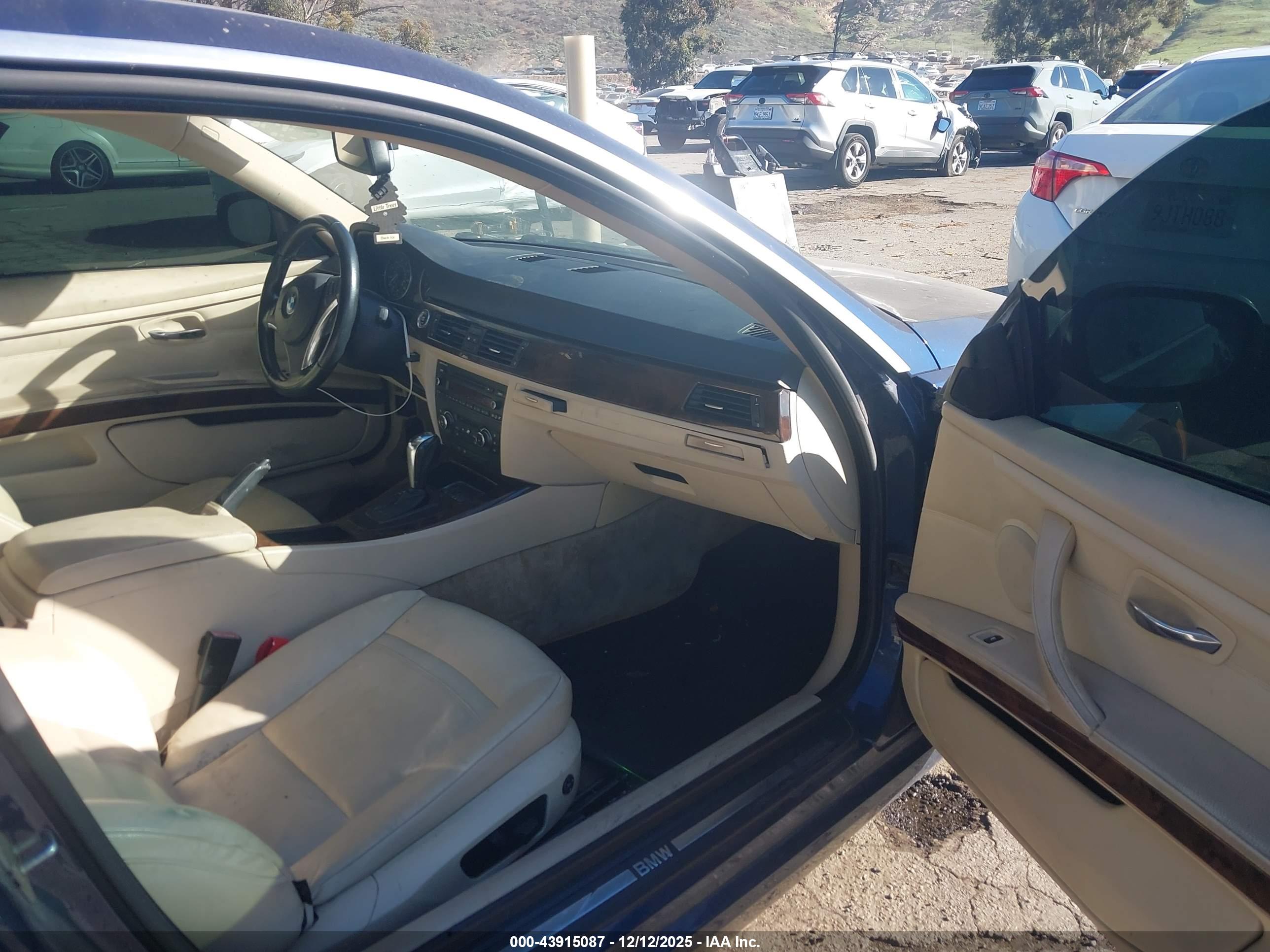 BMW 328I image 5
