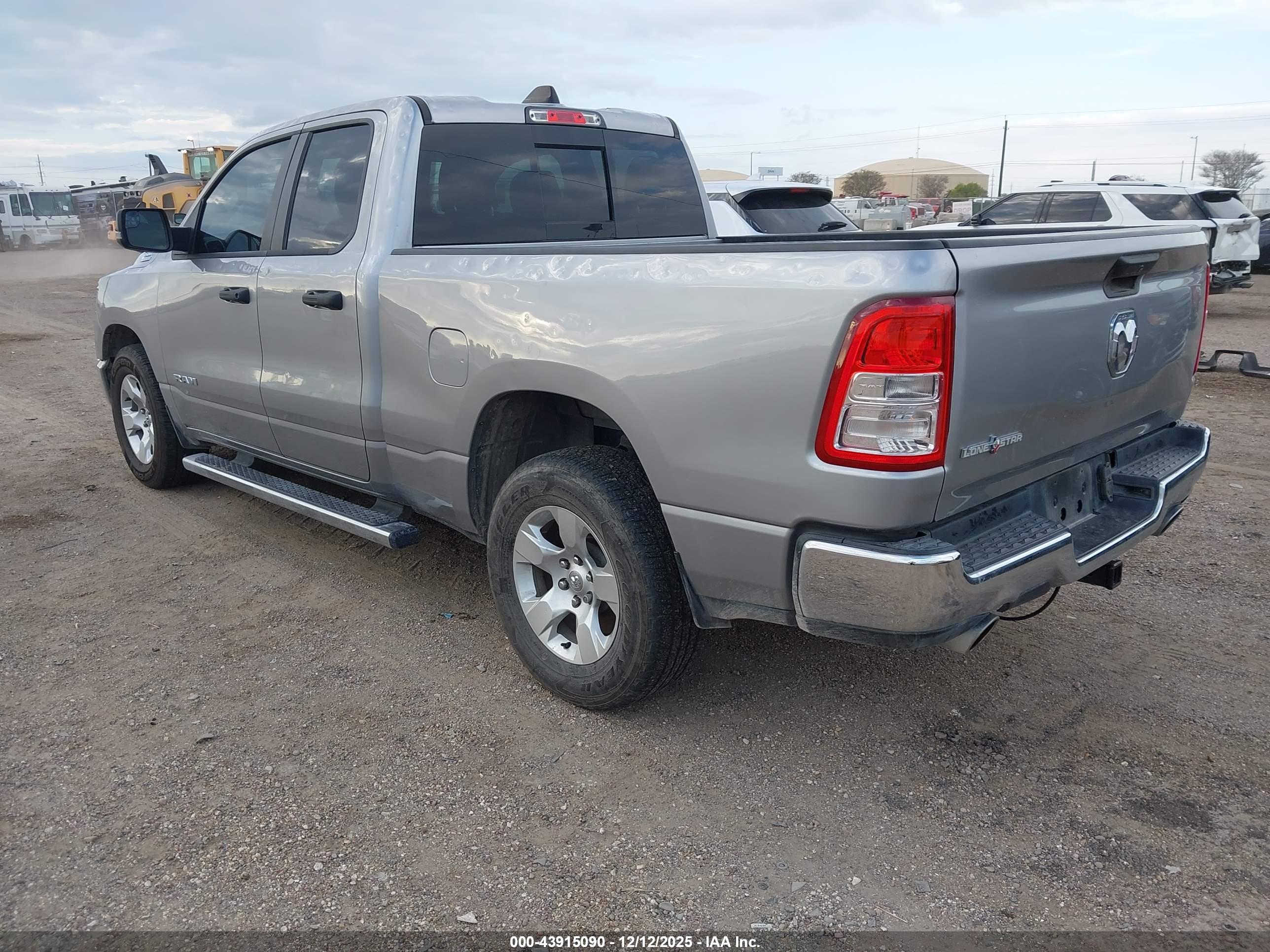 RAM 1500 image 3