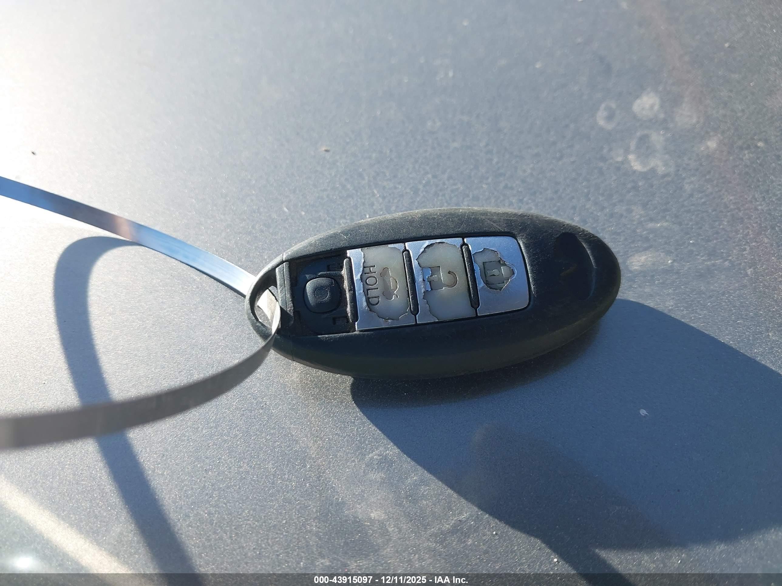 INFINITI G37 image 11