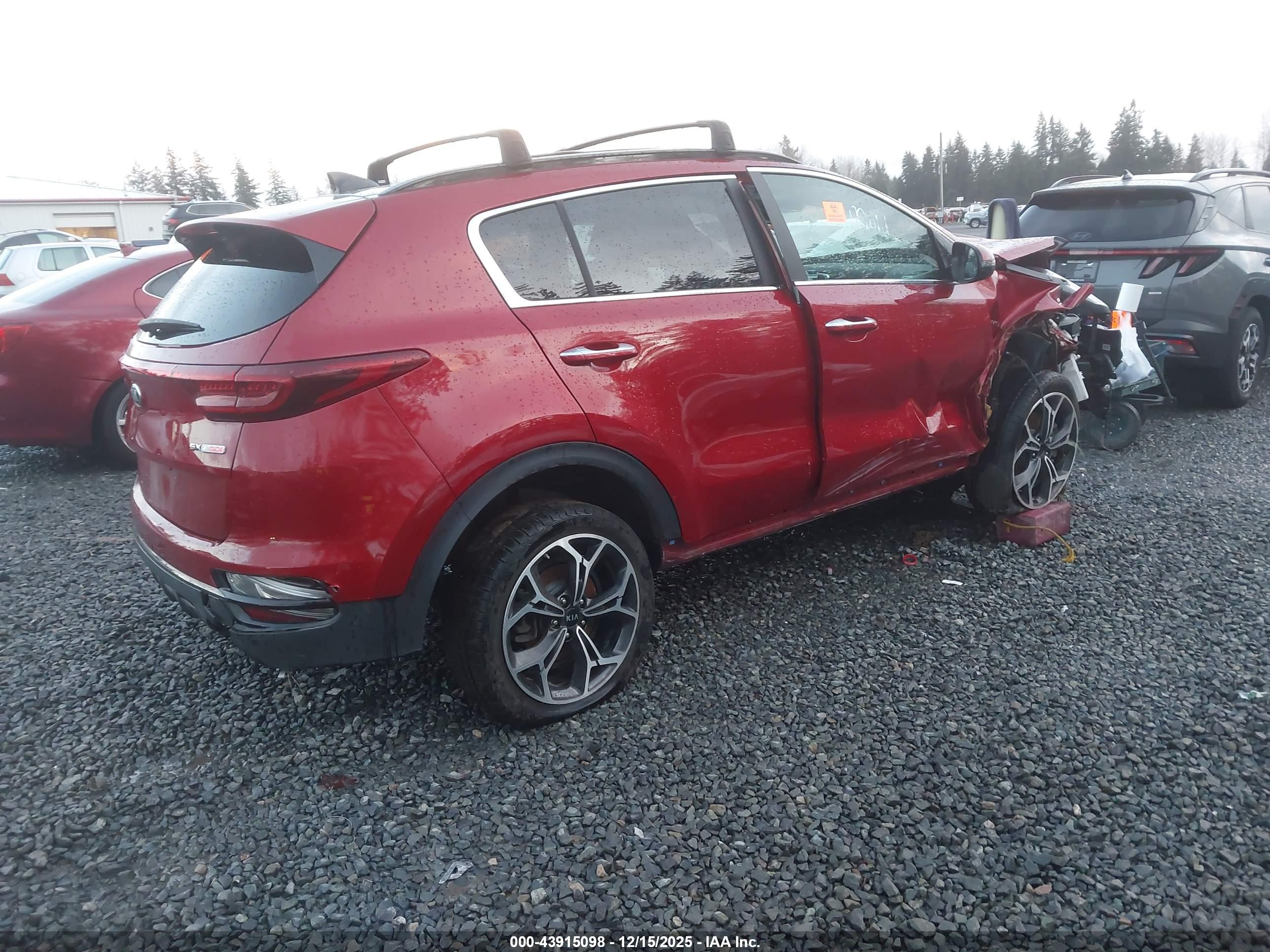 KIA SPORTAGE image 4