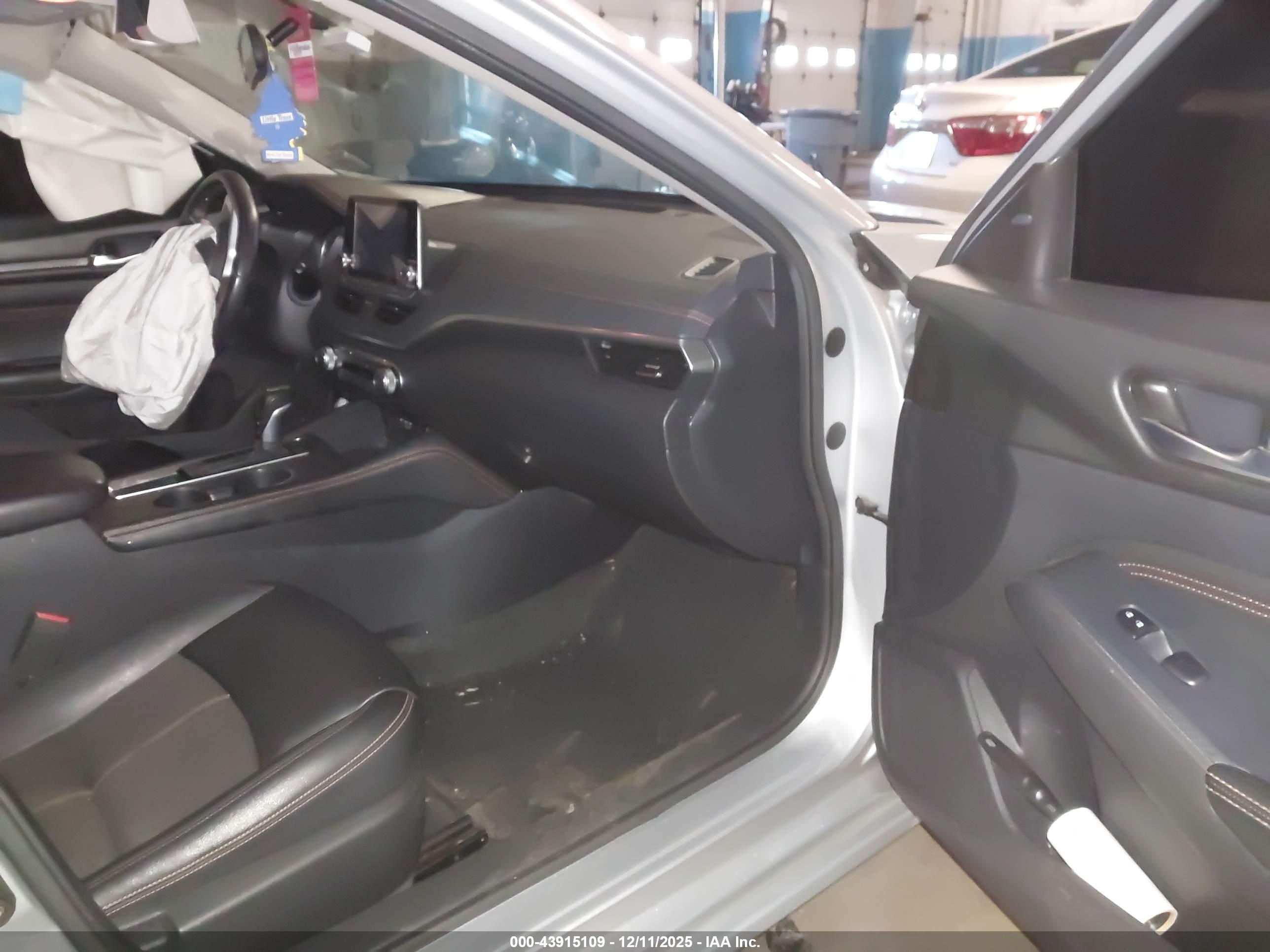 NISSAN ALTIMA image 5