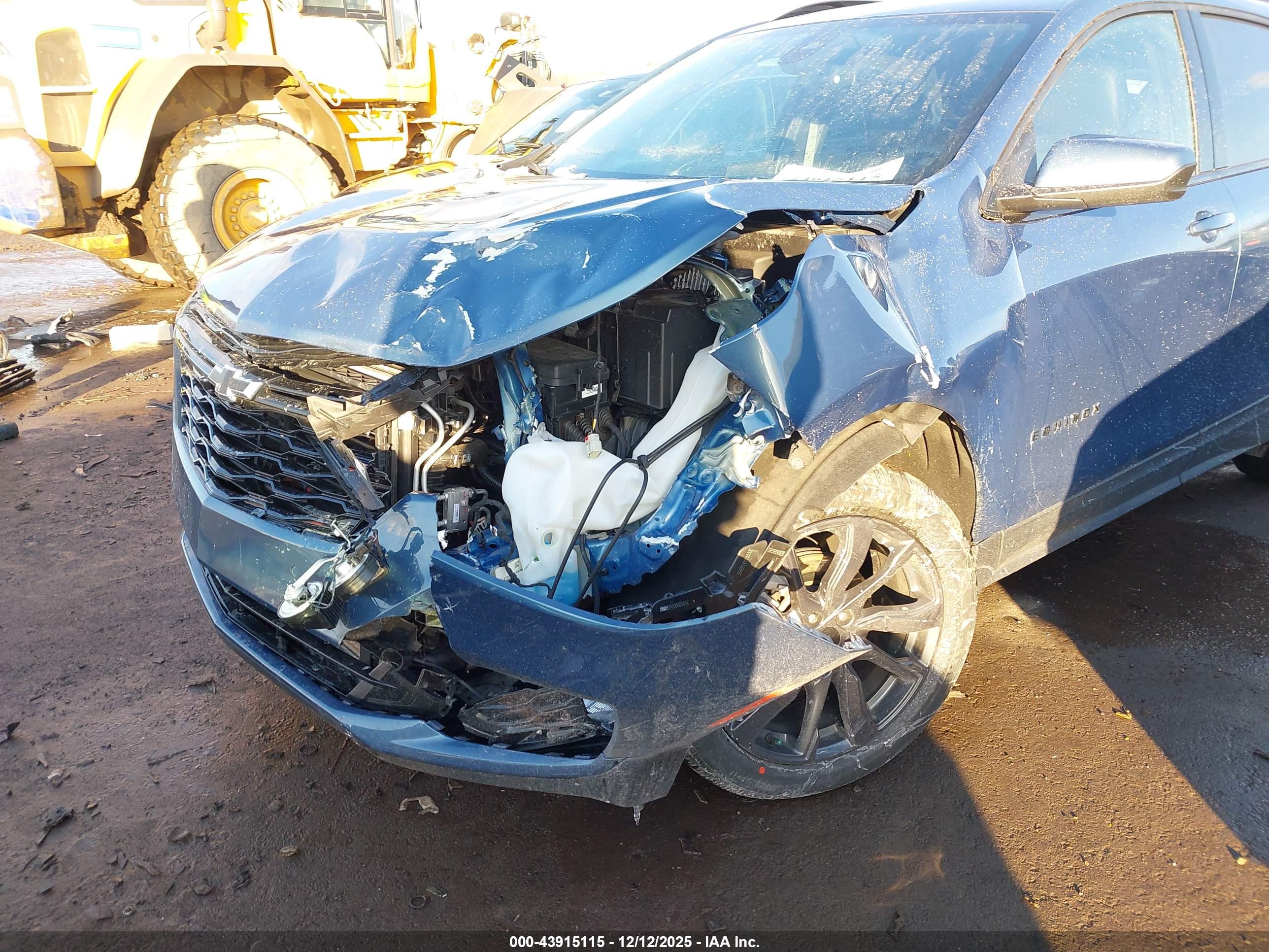 CHEVROLET EQUINOX image 6