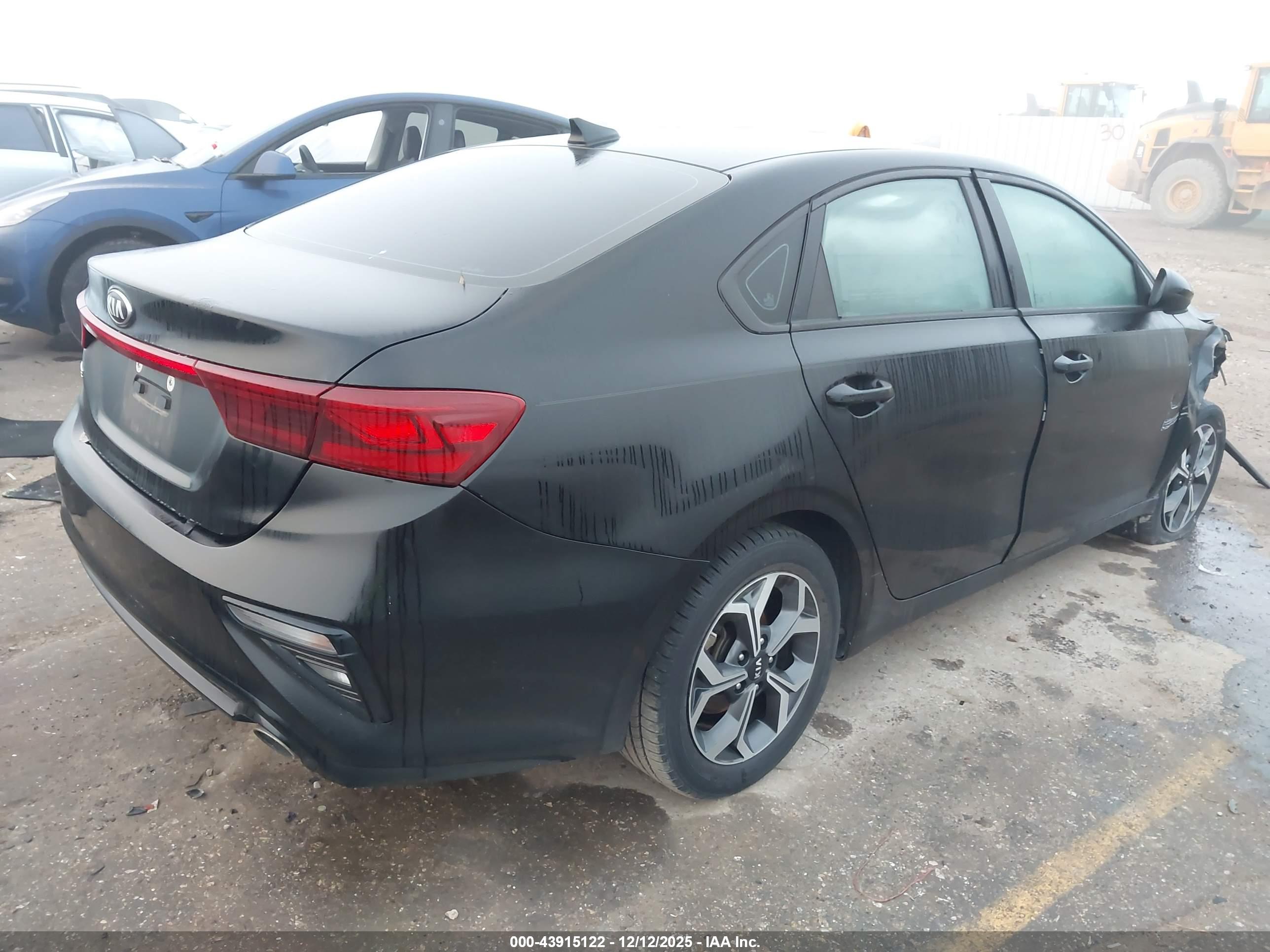 KIA FORTE image 4