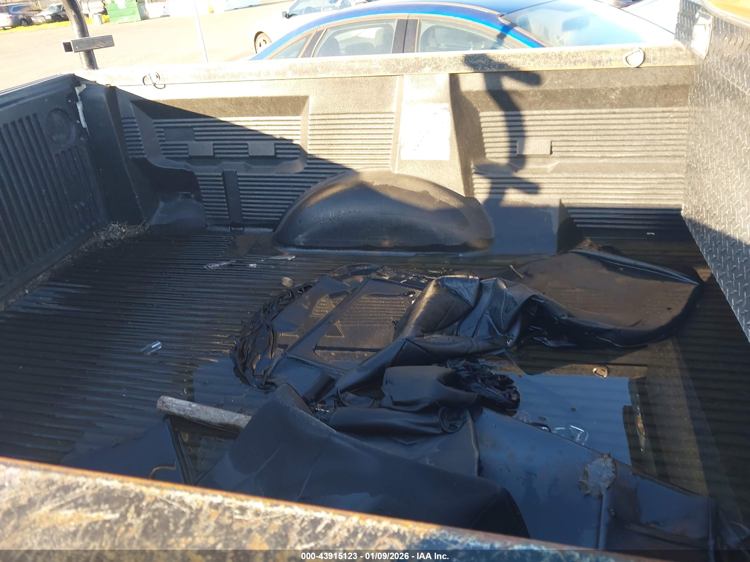 FORD F-150 image 8