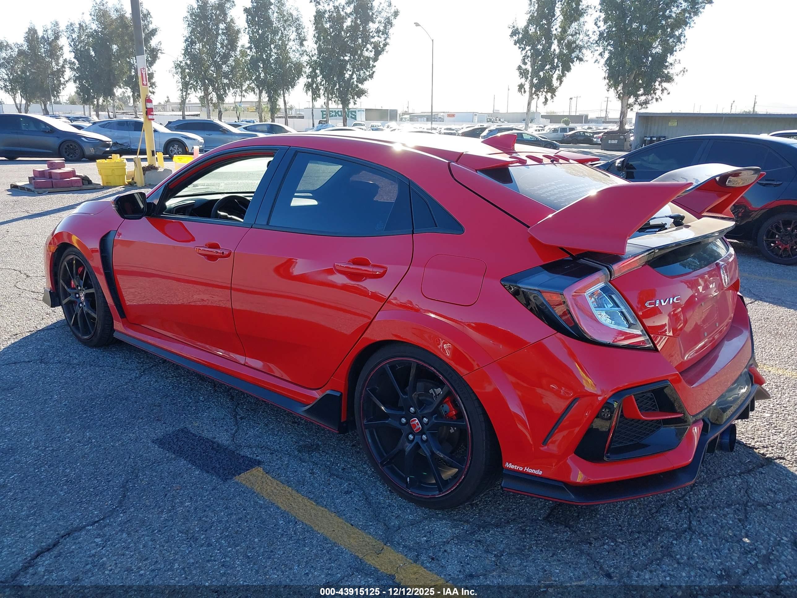 HONDA CIVIC image 3