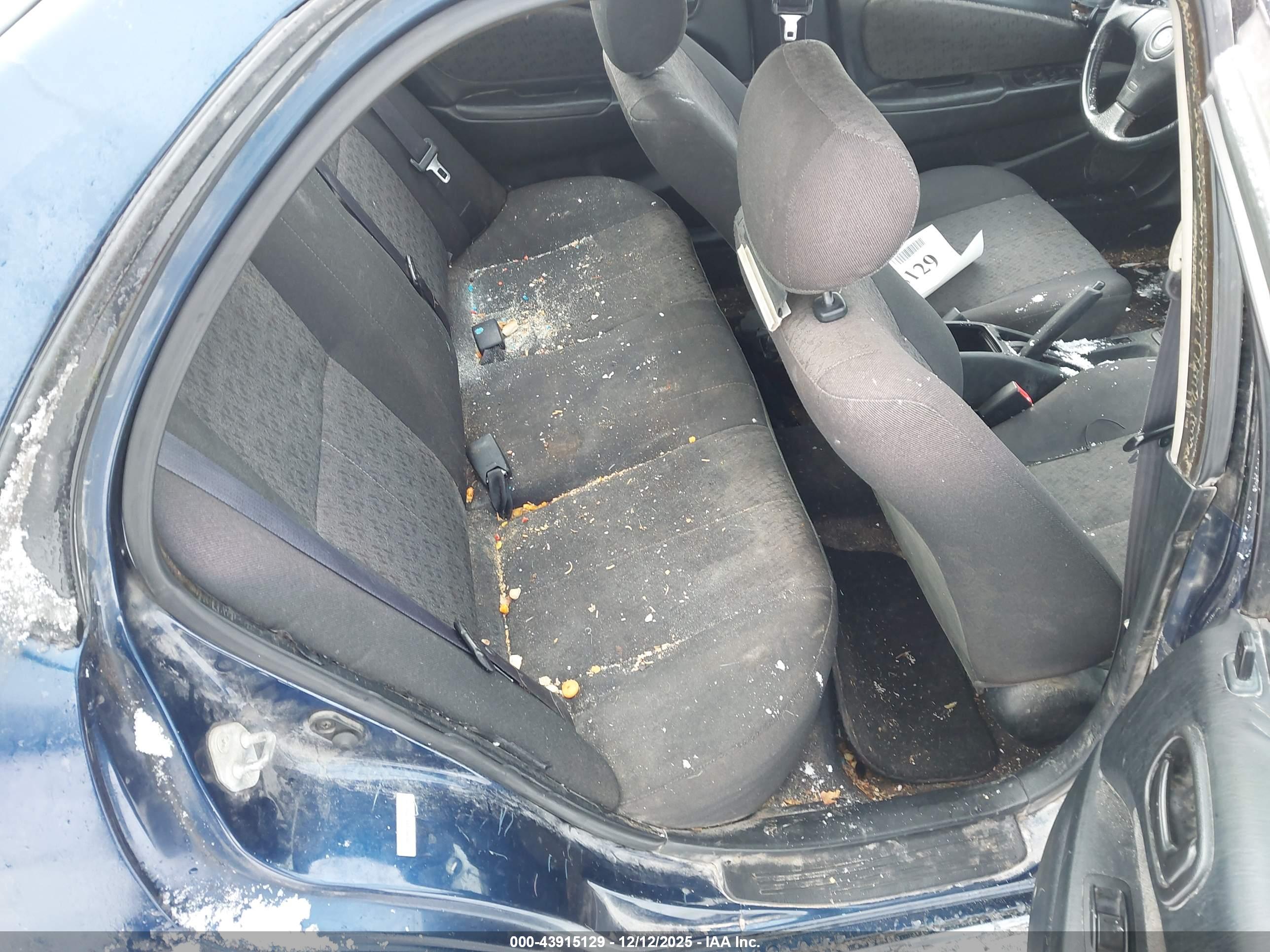 TOYOTA COROLLA image 8