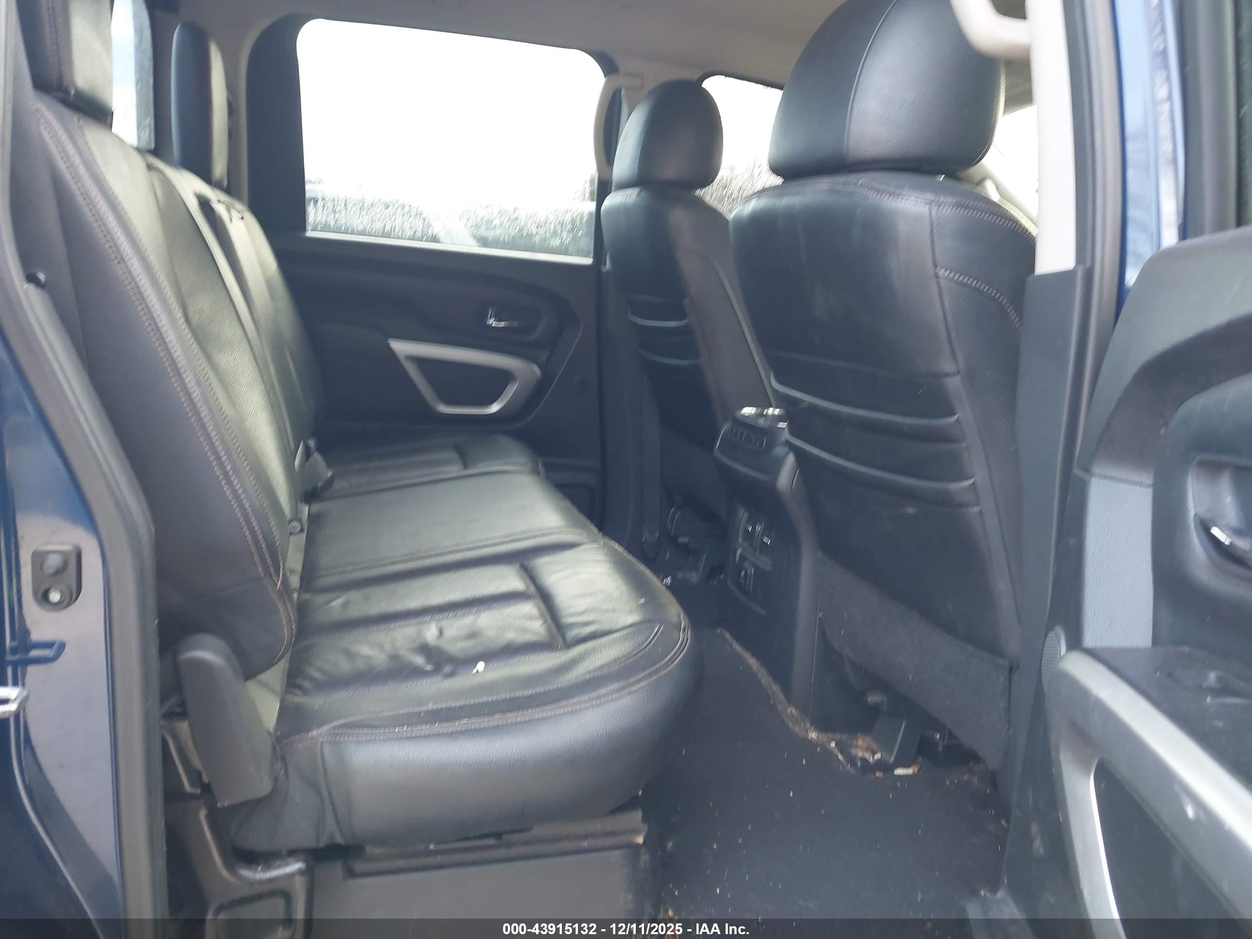 NISSAN TITAN image 8